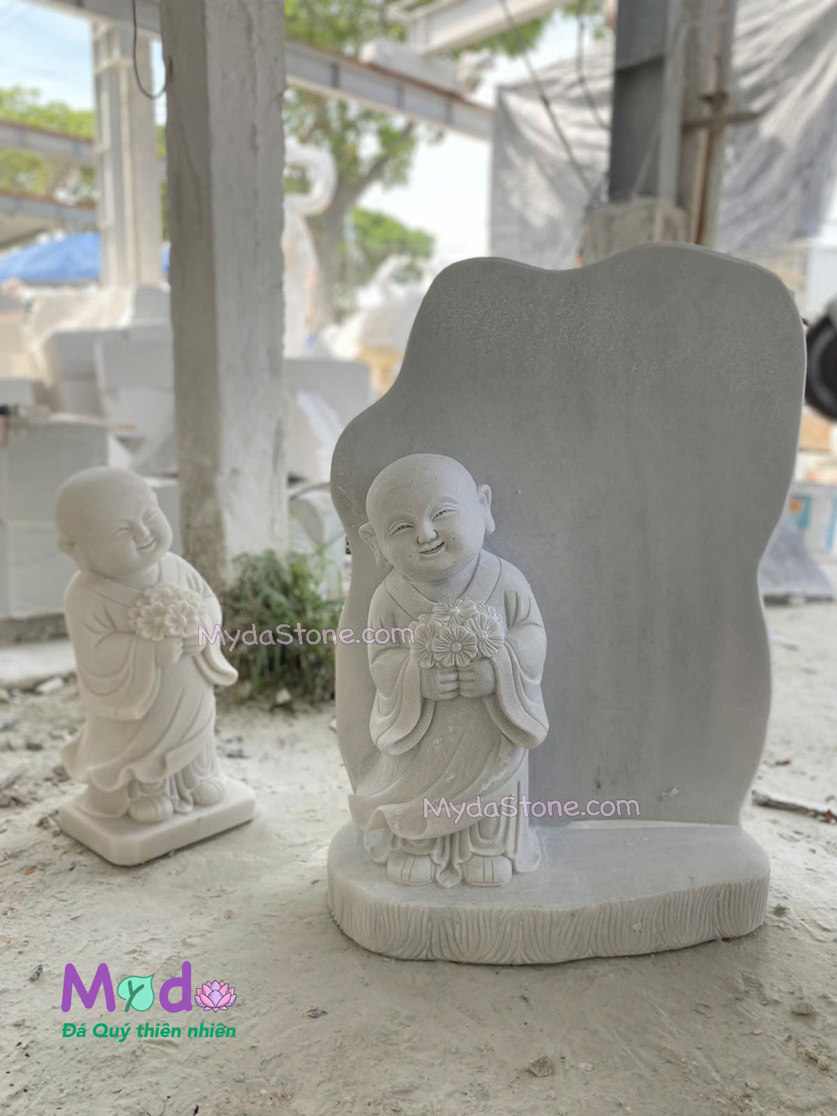 Tượng Chú Tiểu đá Cẩm Thạch Trắng