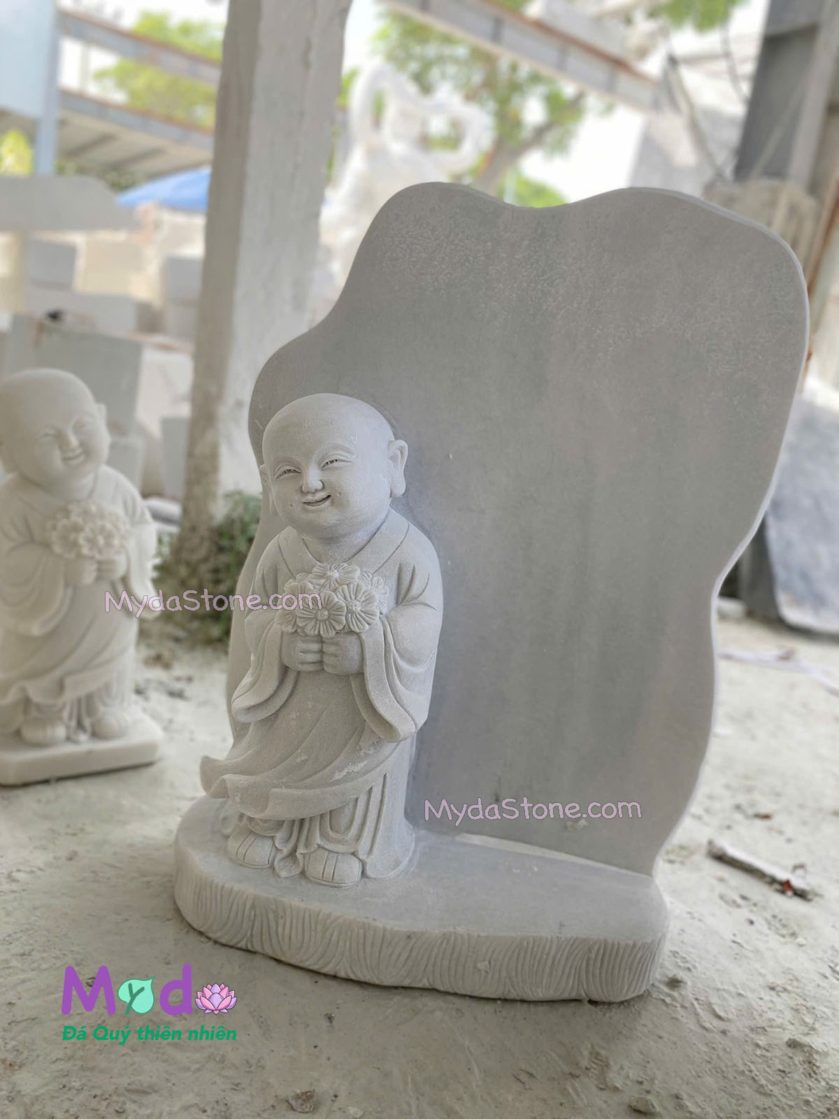 Tượng Chú Tiểu đá Cẩm Thạch Trắng