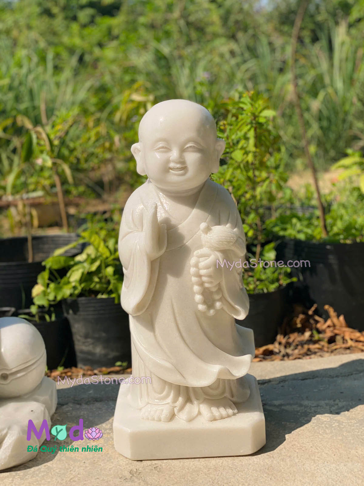 Tượng Chú Tiểu đá Cẩm Thạch Trắng