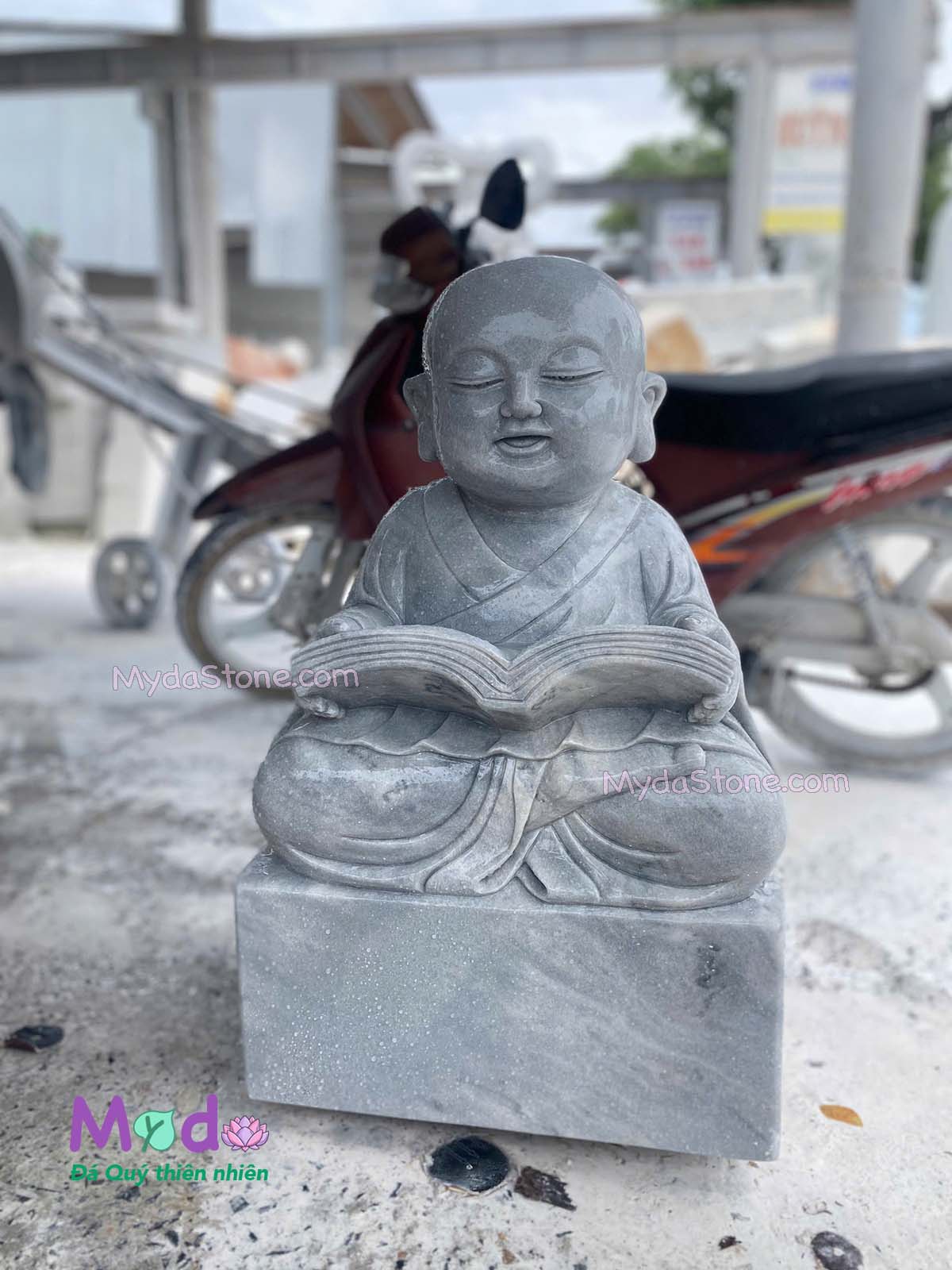 Tượng Chú Tiểu đá Cẩm Thạch Xám