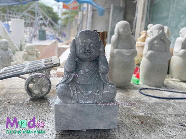 Tượng Chú Tiểu đá Cẩm Thạch Xám