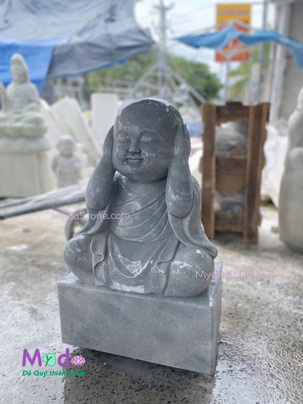 Tượng Chú Tiểu đá Cẩm Thạch Xám