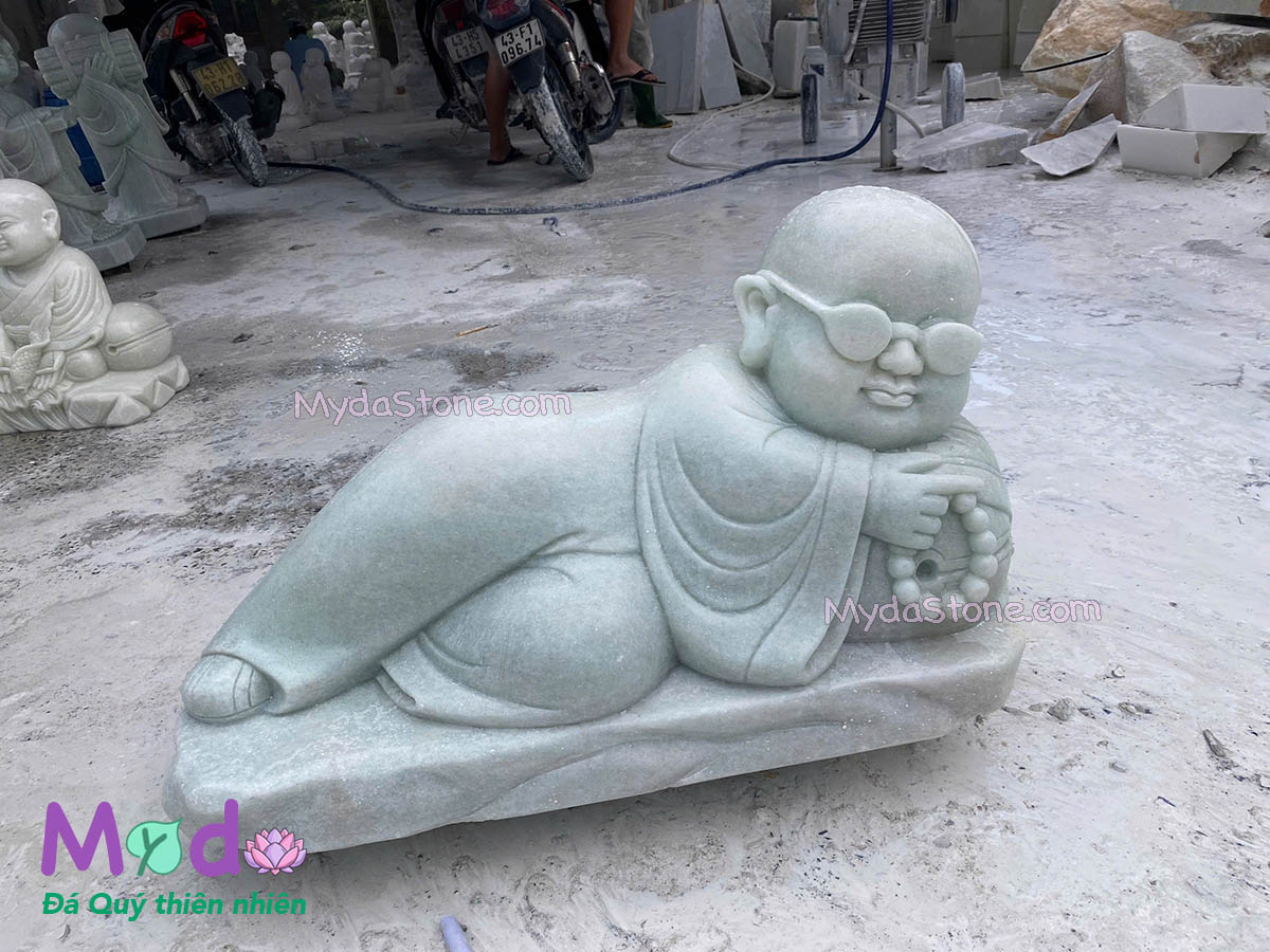 Tượng Chú Tiểu đá Cẩm Thạch Xanh