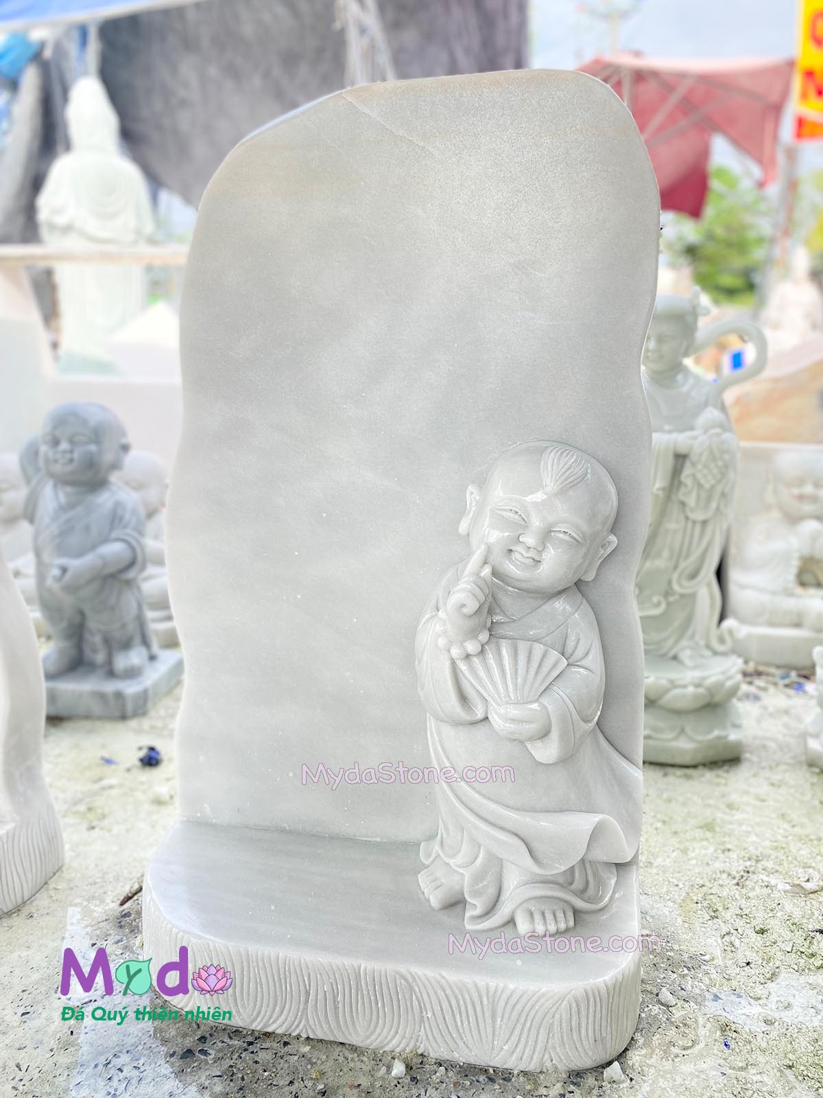 Bảng hiệu có Chú Tiểu đá Cẩm Thạch Trắng
