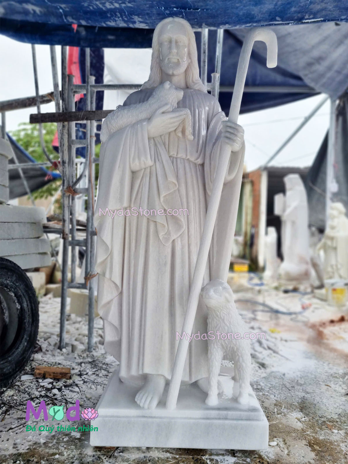 Tượng Chúa Chiên Lành đá Cẩm Thạch Trắng