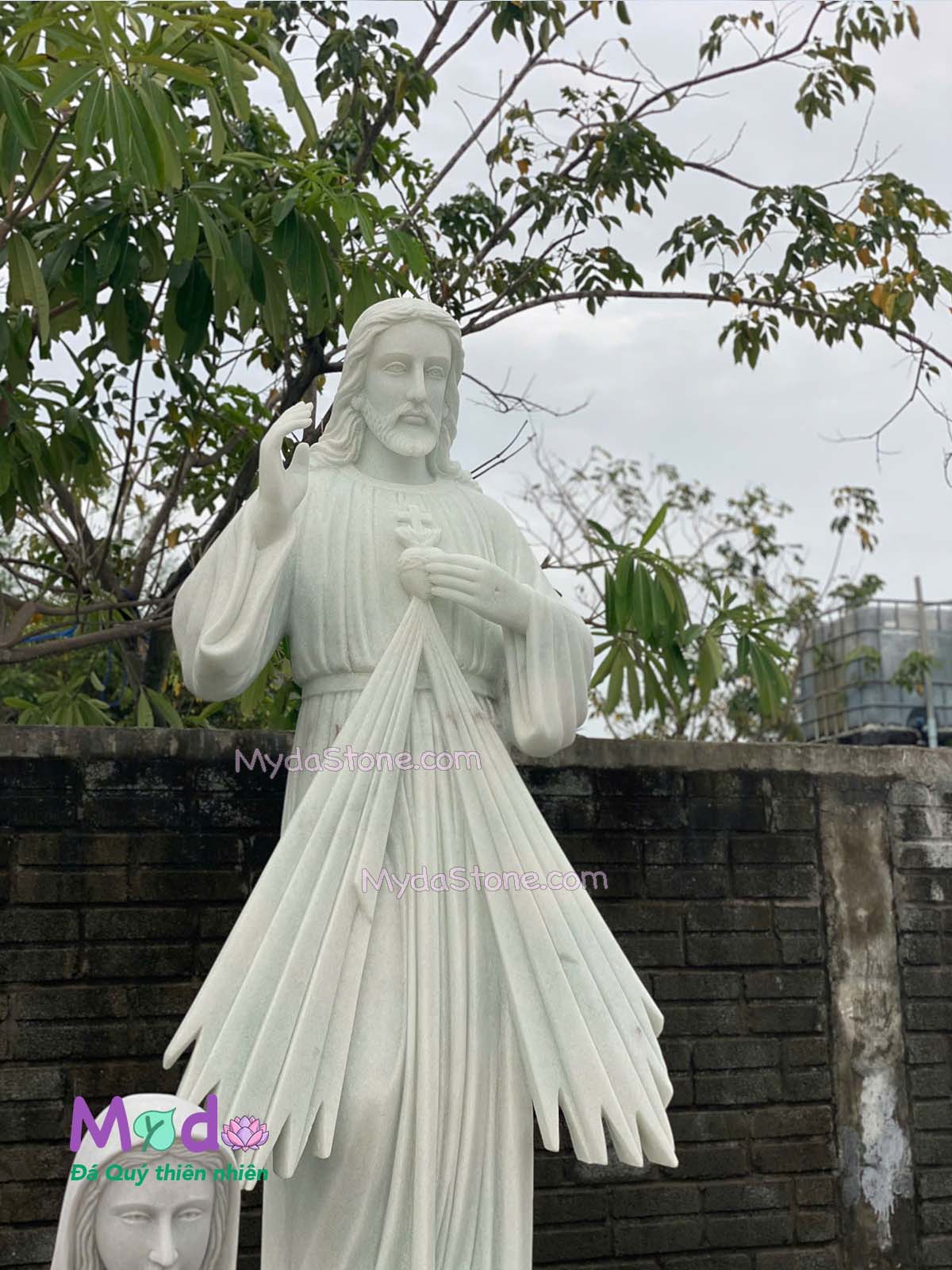 Tượng Lòng Chúa Thương Xót đá Cẩm Thạch Trắng Xanh