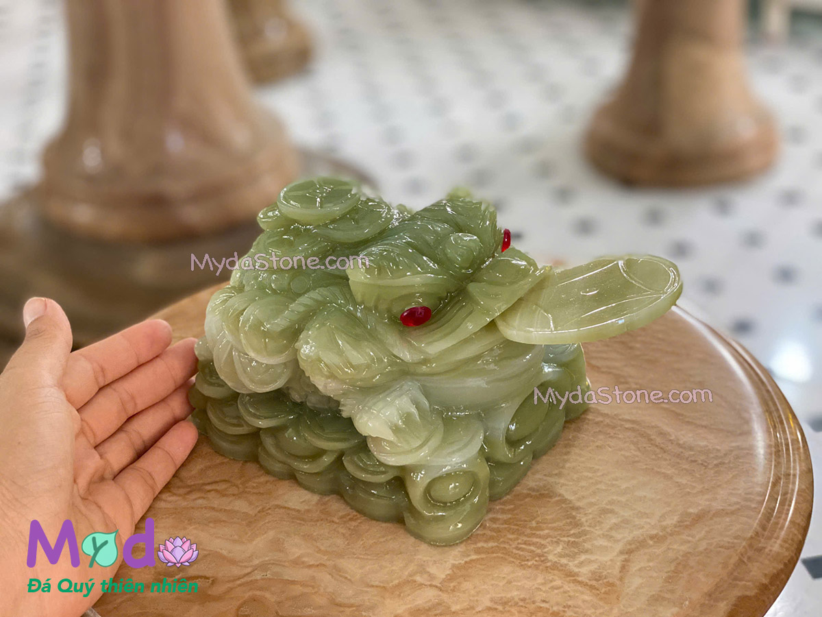 Tượng Cóc Thiềm Thừ đá Ngọc Xanh Pakistan