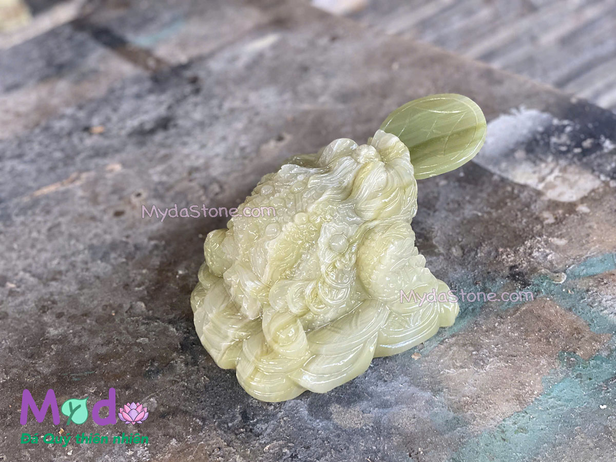 Tượng Cóc Thiềm Thừ đá Ngọc Xanh Pakistan
