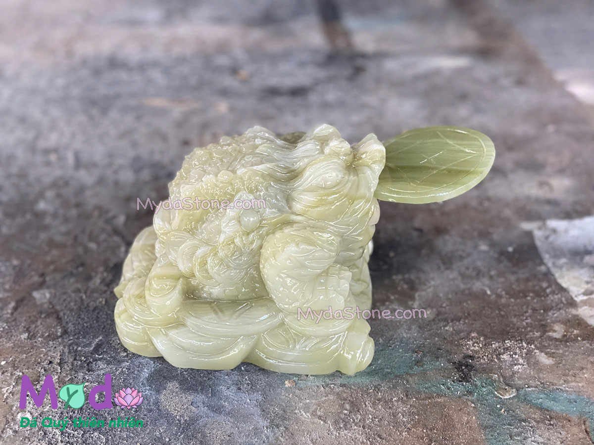 Tượng Cóc Thiềm Thừ đá Ngọc Xanh Pakistan