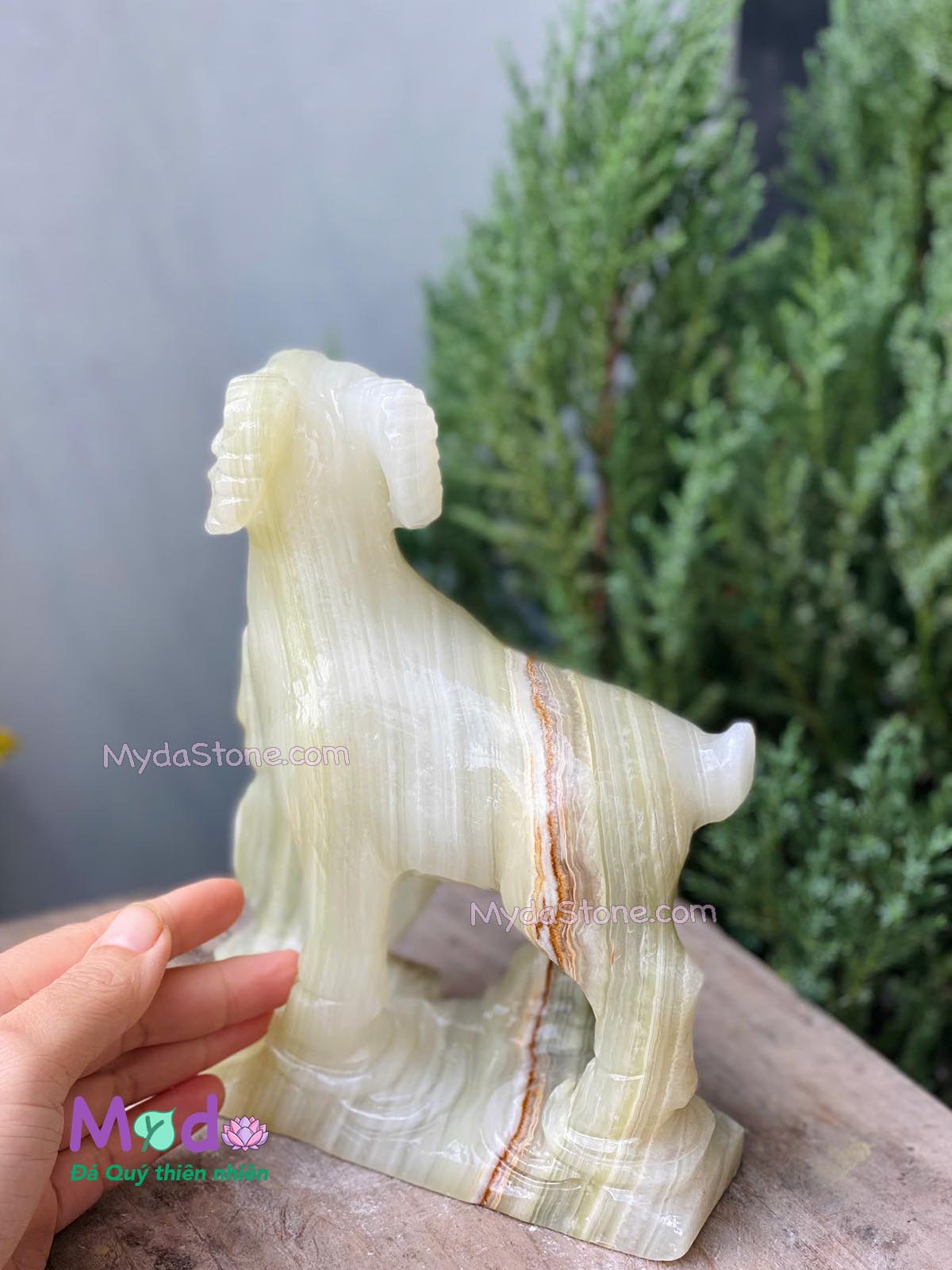 Tượng Con Dê phong thuỷ đá Ngọc Xanh Pakistan