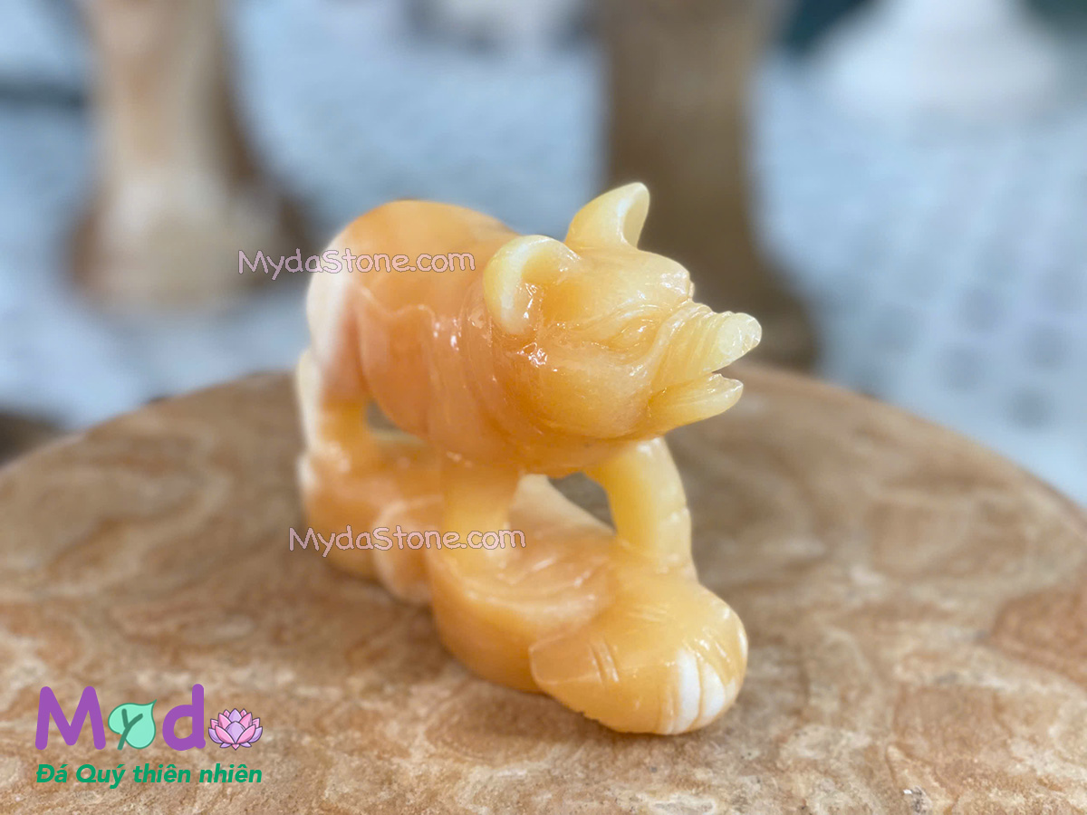 Tượng Con Heo phong thuỷ đá Ngọc Hoàng Long