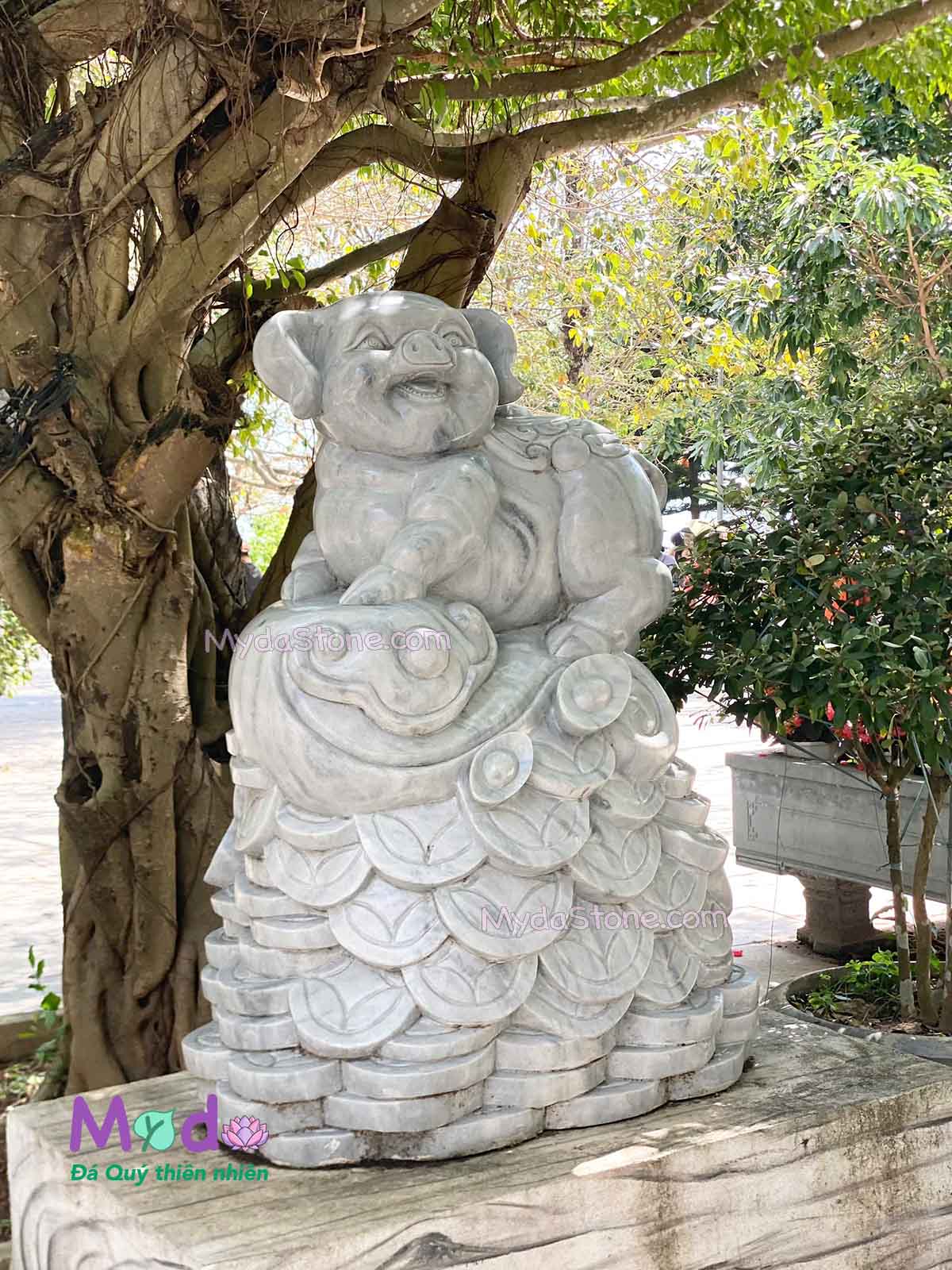 Tượng Con Heo phong thuỷ đá Cẩm Thạch Xám