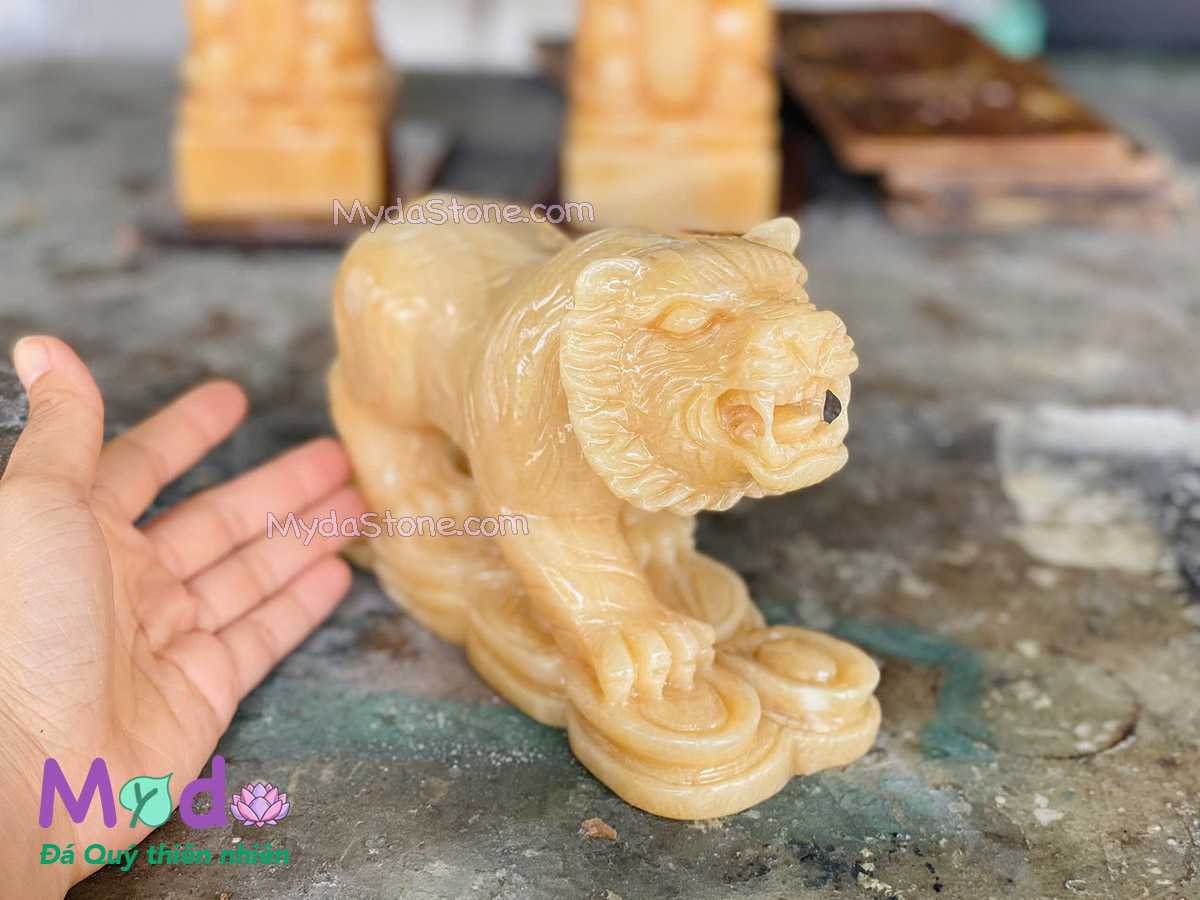 Tượng Con Hổ Đá Ngọc Hoàng Long