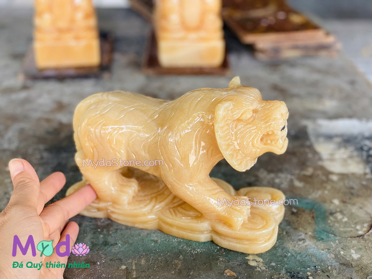 Tượng Con Hổ Đá Ngọc Hoàng Long
