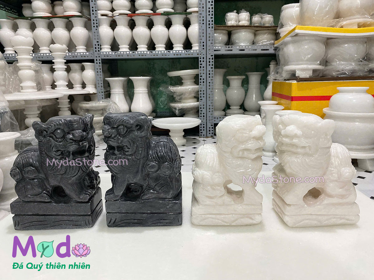 Tượng Con Nghê quay đầu đá Cẩm Thạch Trắng