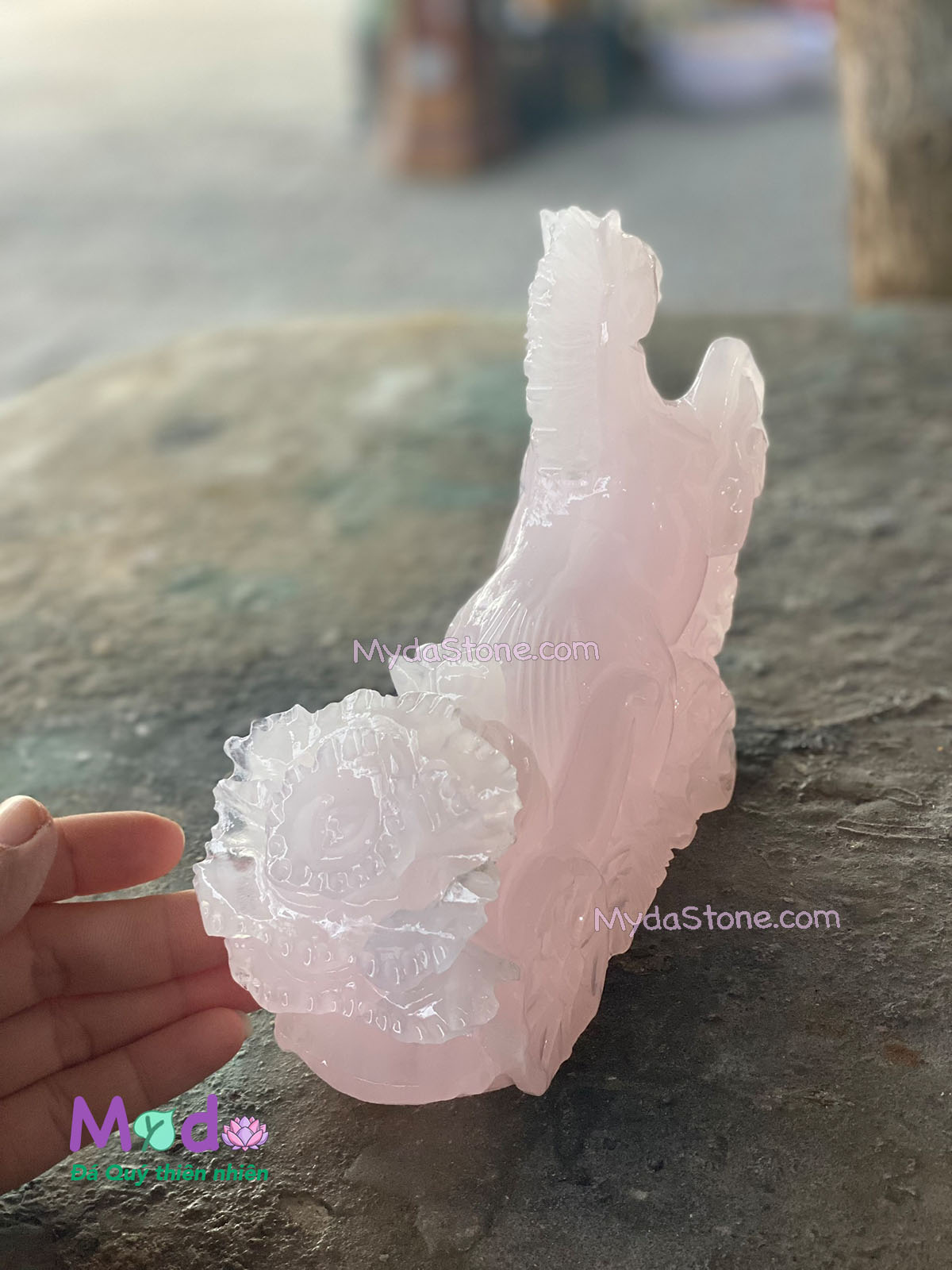 Tượng Ngựa Phong Thuỷ đá Ngọc Hồng