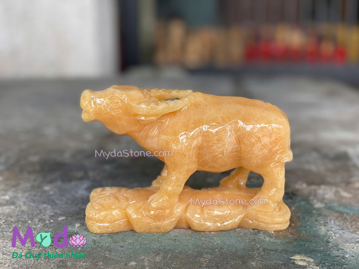 Tượng Con Trâu đá Ngọc Hoàng Long