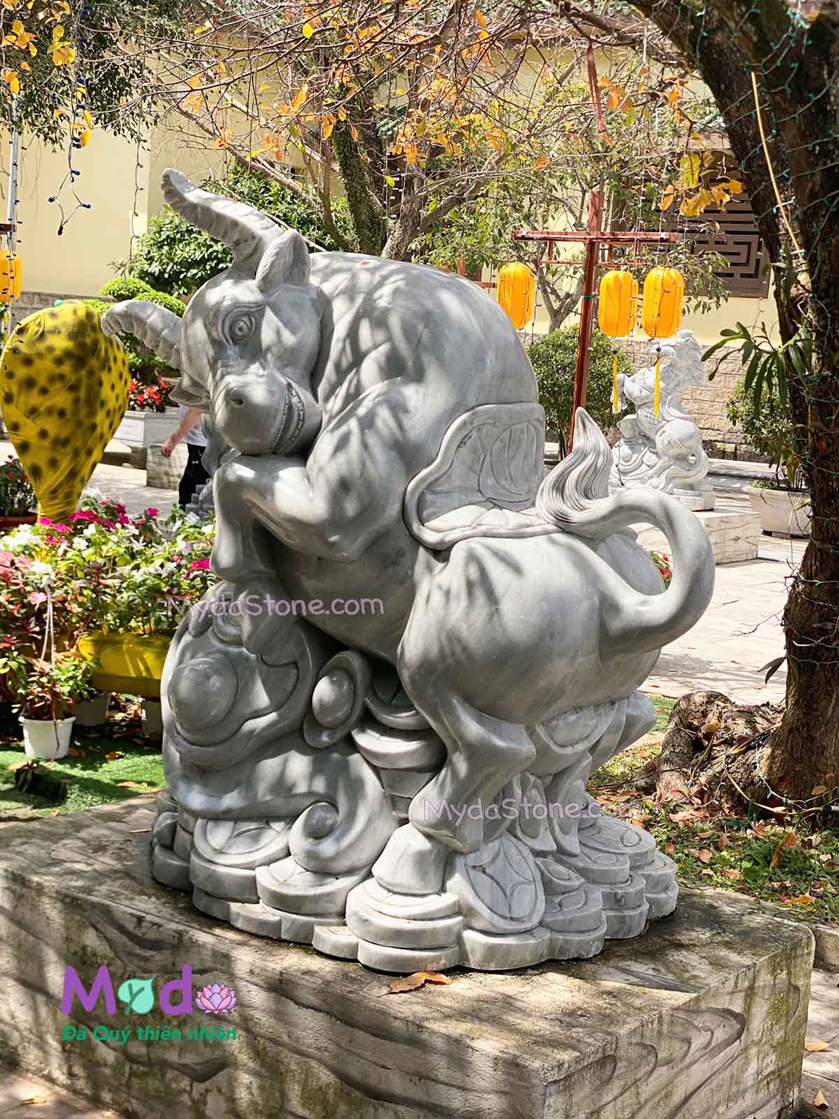 Tượng Con Trâu phong thuỷ đá Cẩm Thạch Xám