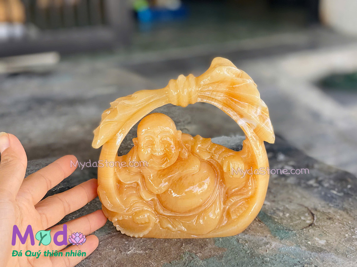 Tượng Phật Di Lặc đá Ngọc Hoàng Long
