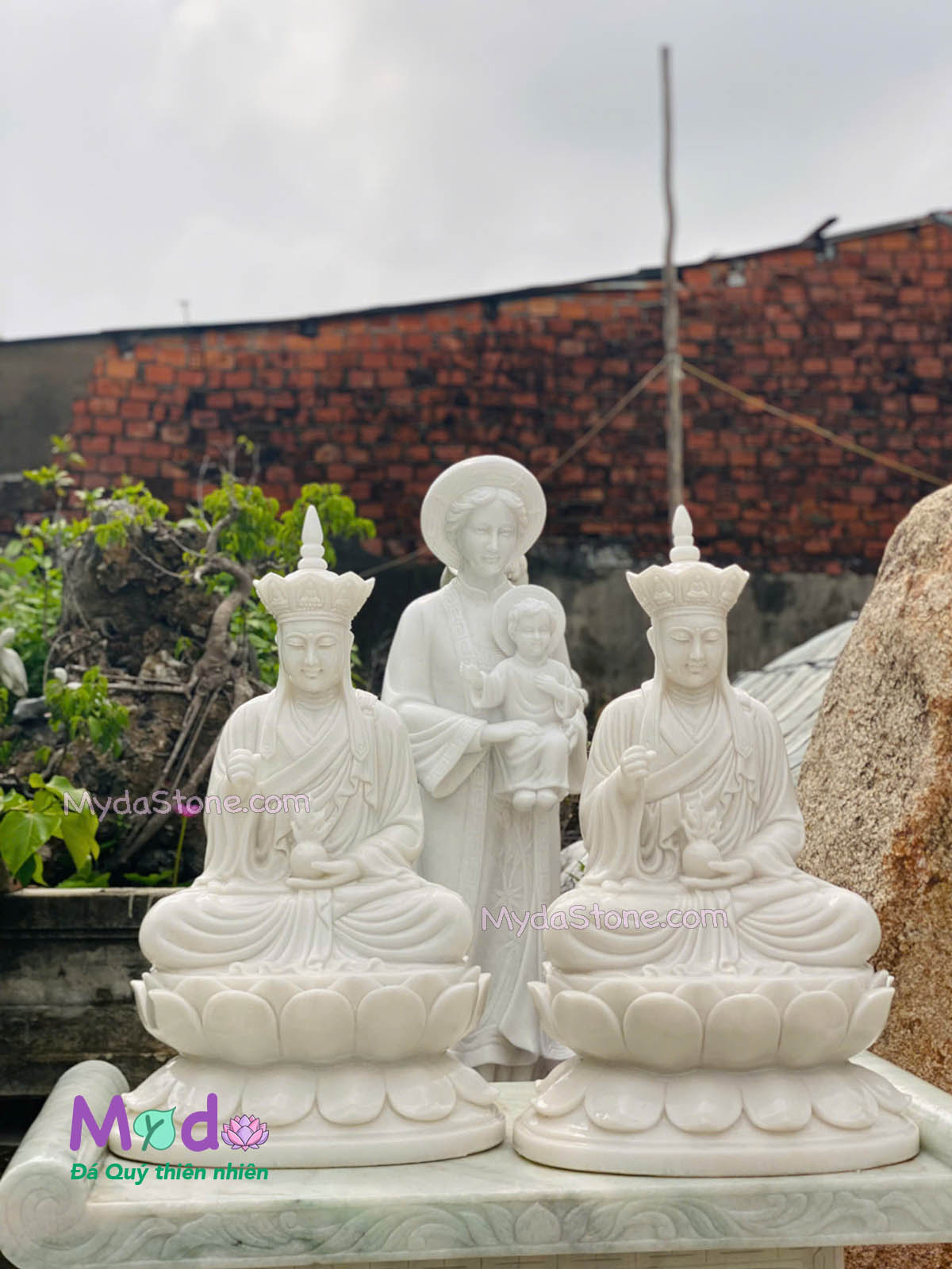 Tượng Phật Địa Tạng ngồi đài sen đá Cẩm Thạch Trắng