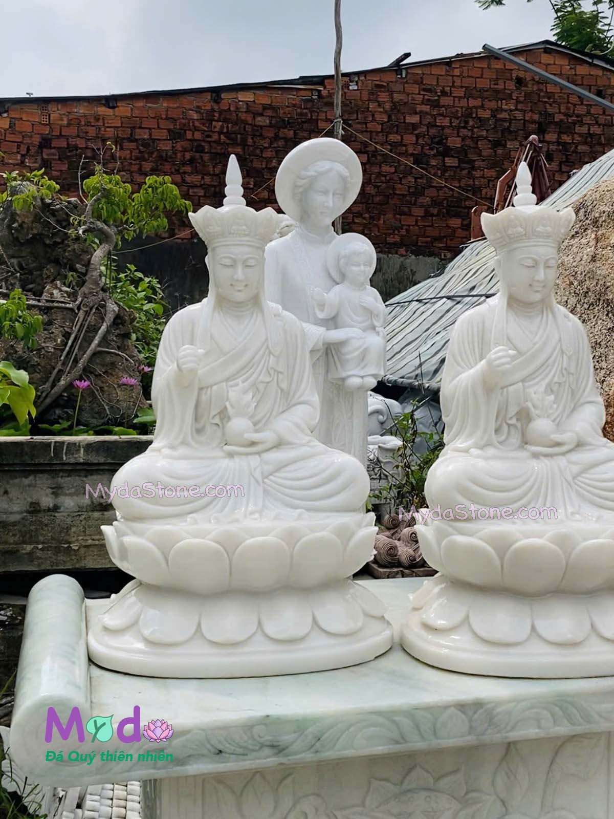 Tượng Phật Địa Tạng ngồi đài sen đá Cẩm Thạch Trắng