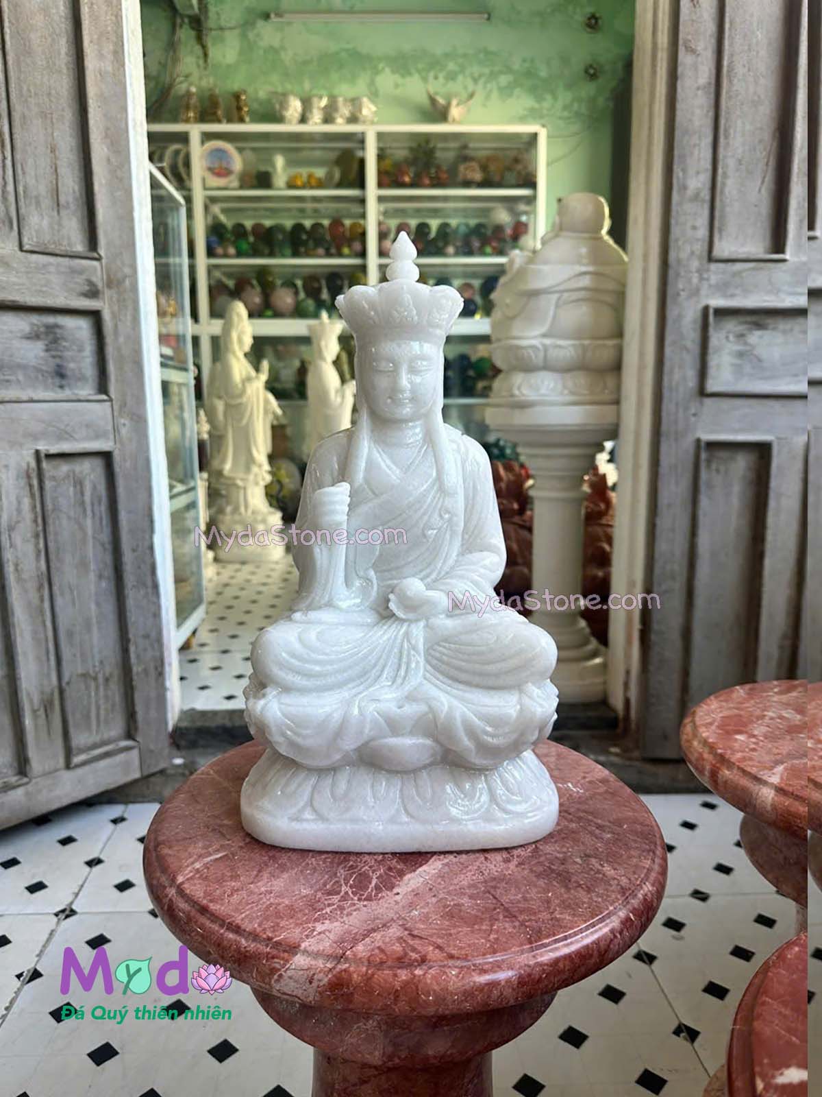 Tượng Phật Địa Tạng ngồi đài sen đá Cẩm Thạch Trắng