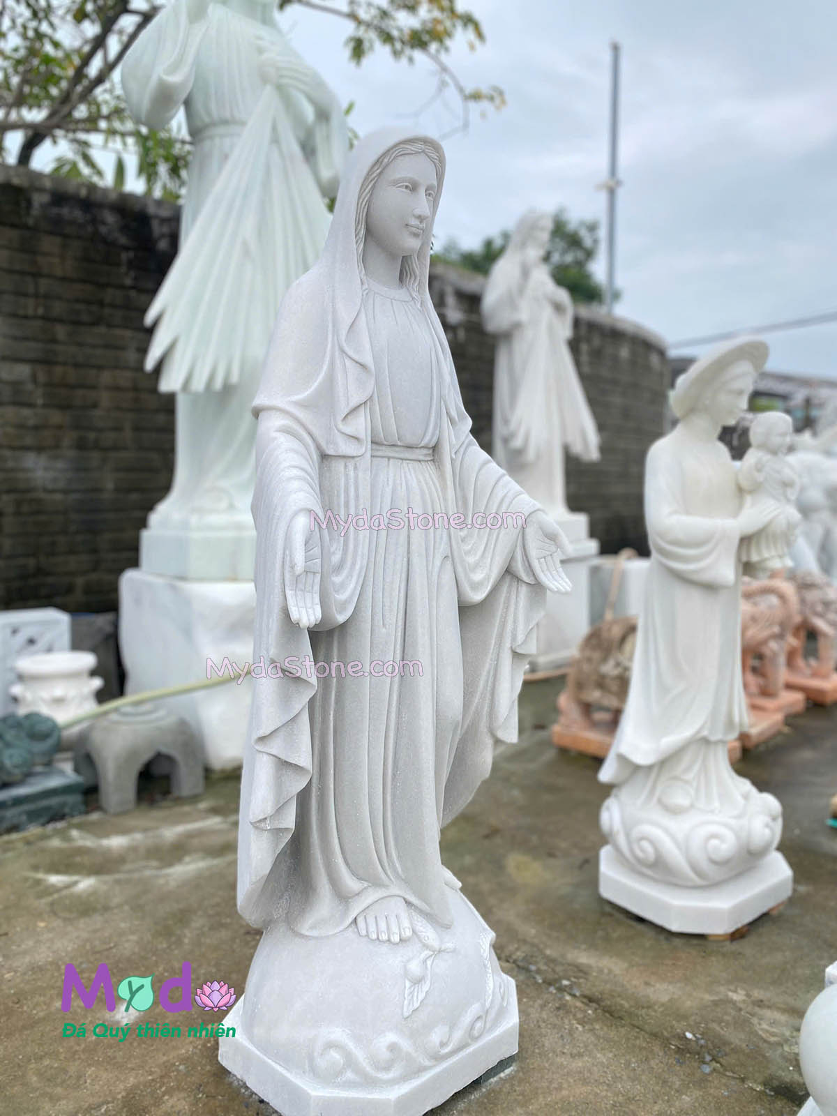 Tượng Đức Mẹ Ban Ơn đá Cẩm Thạch Trắng