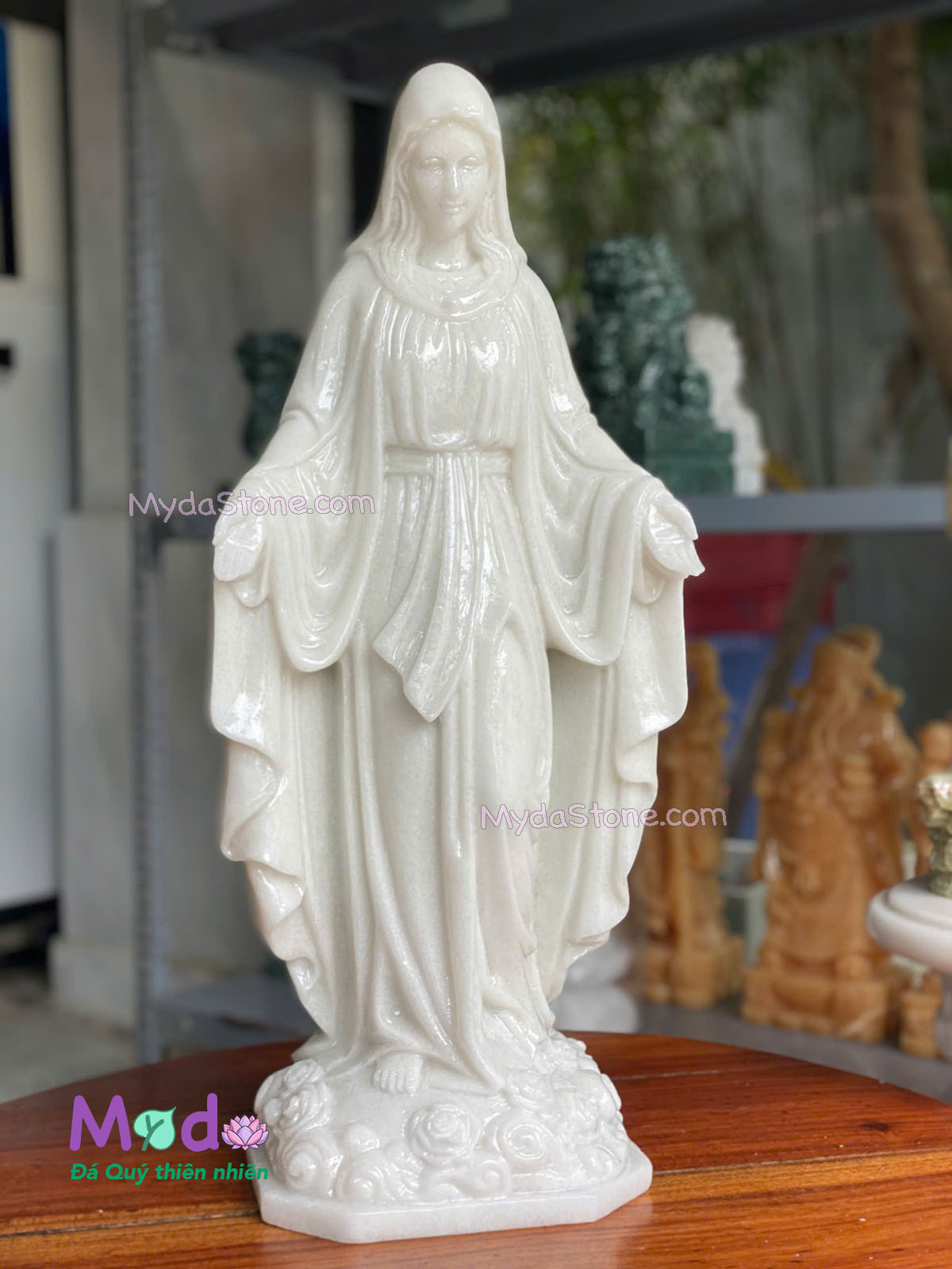 Tượng Đức Mẹ Ban Ơn đá Cẩm Thạch Trắng
