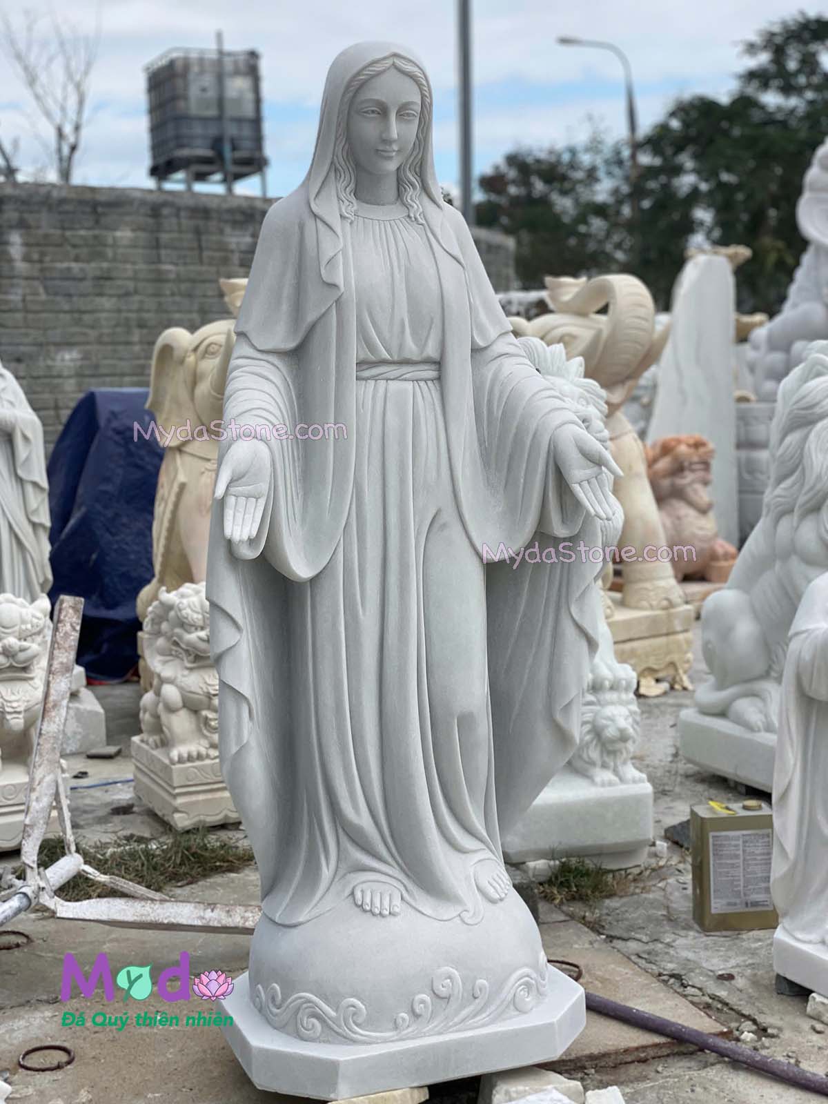 Tượng Đức Mẹ Ban Ơn đá Cẩm Thạch Trắng