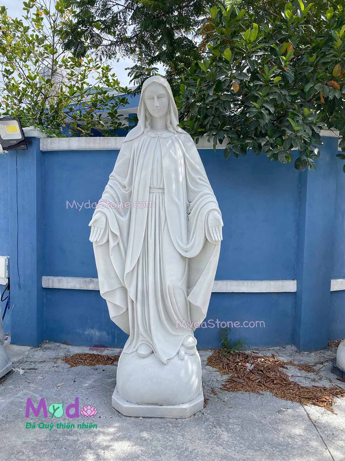 Tượng Đức Mẹ Ban Ơn đá Cẩm Thạch Trắng Xám