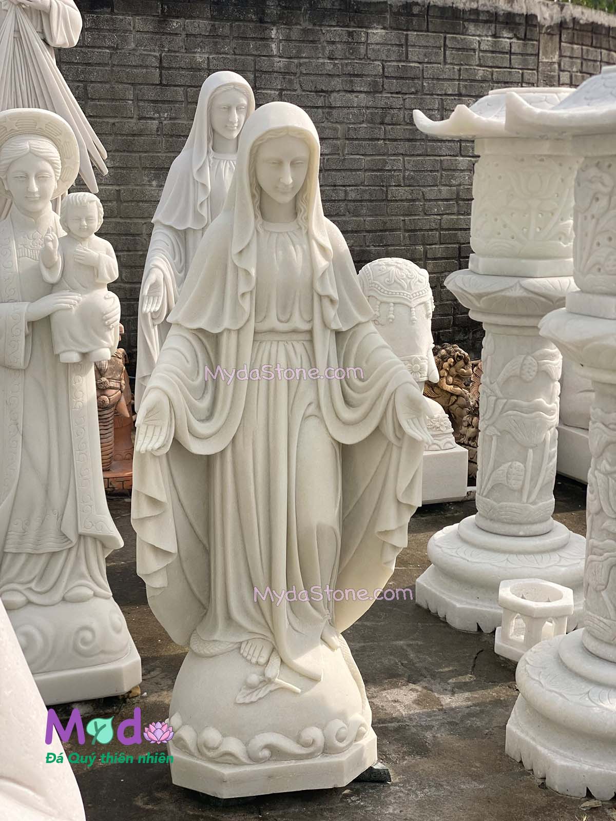 Tượng Đức Mẹ Ban Ơn đá Cẩm Thạch Trắng