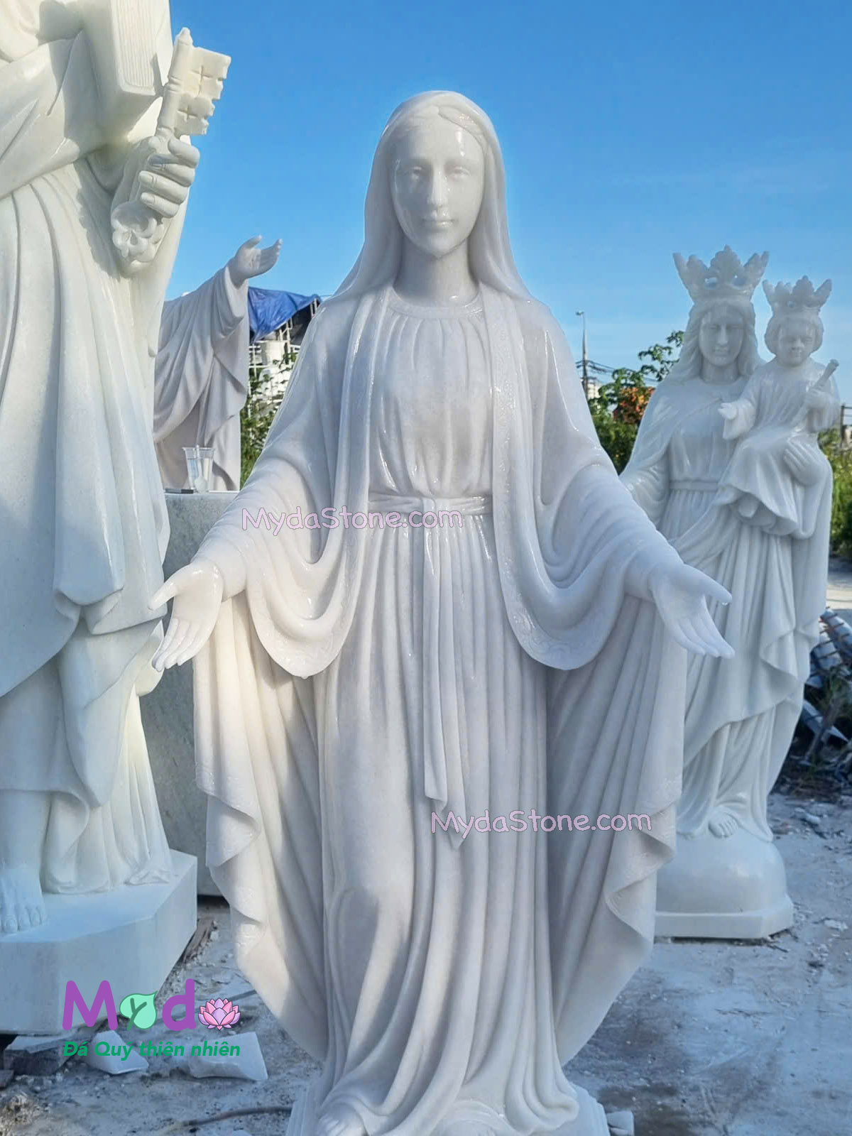 Tượng Đức Mẹ Ban Ơn đá Cẩm Thạch Trắng