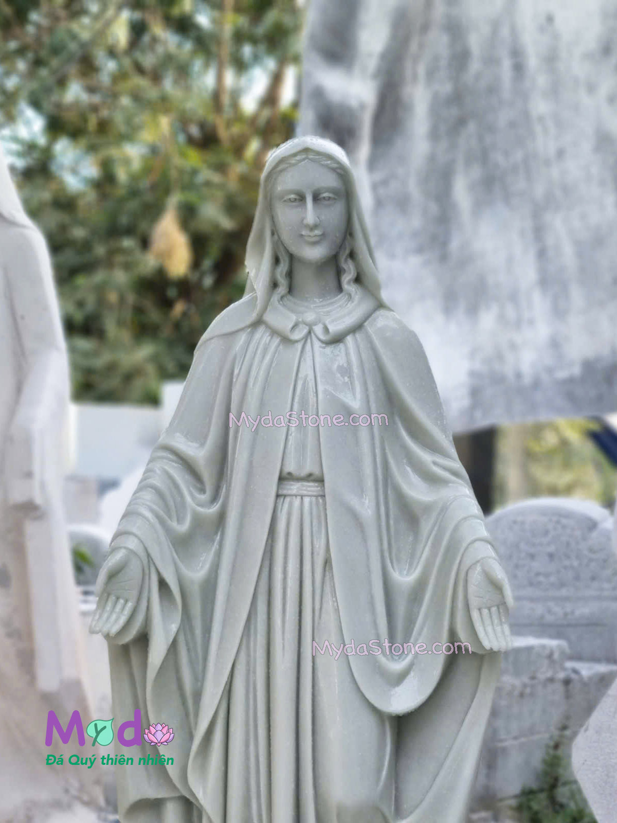 Tượng Đức Mẹ Ban Ơn đá Cẩm Thạch Trắng Xanh