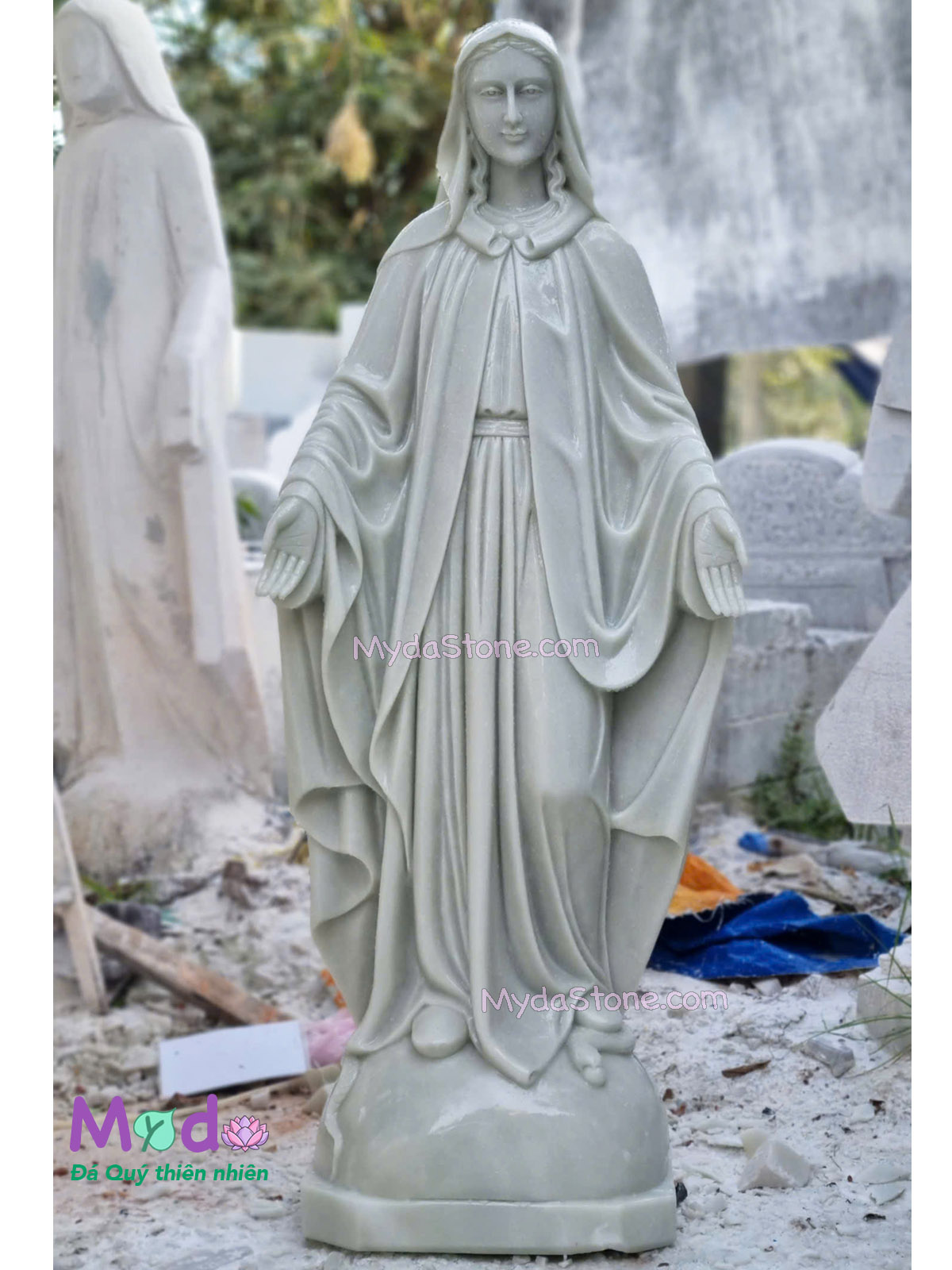 Tượng Đức Mẹ Ban Ơn đá Cẩm Thạch Trắng Xanh