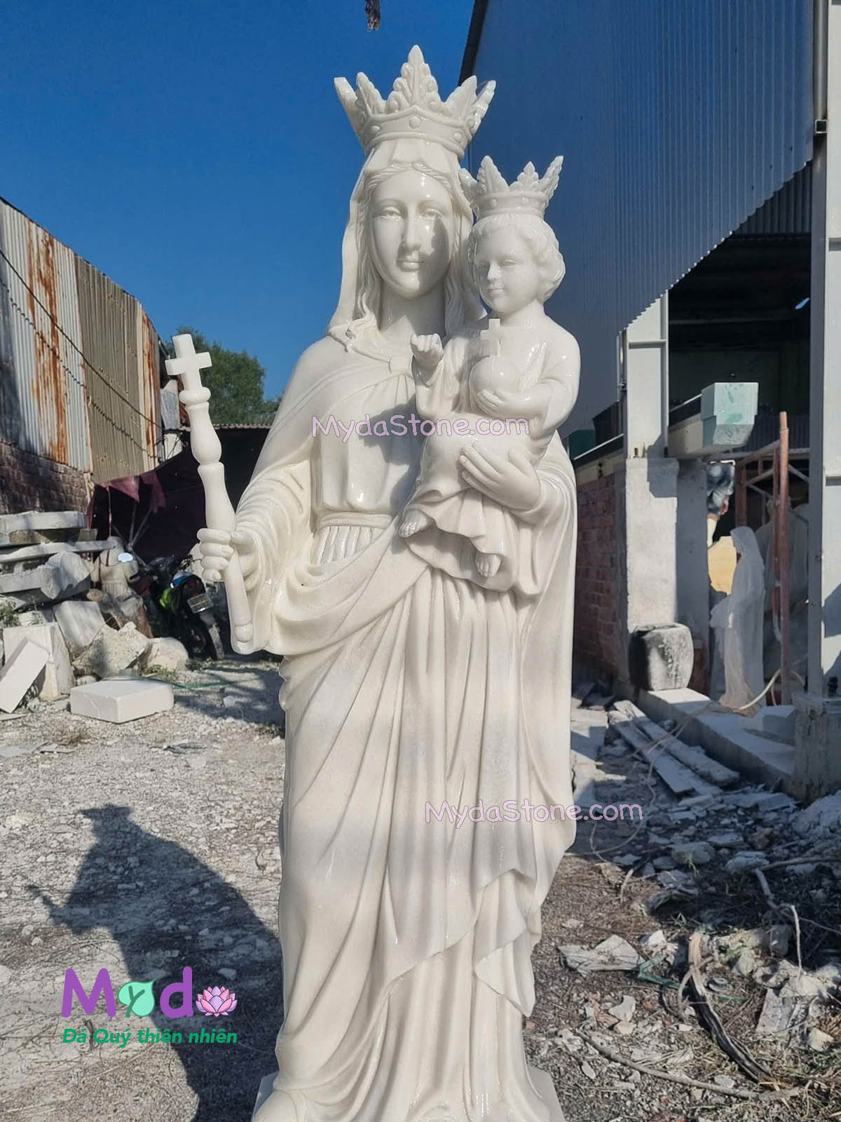 Tượng Đức Mẹ Hằng Cứu Giúp đá Cẩm Thạch Trắng