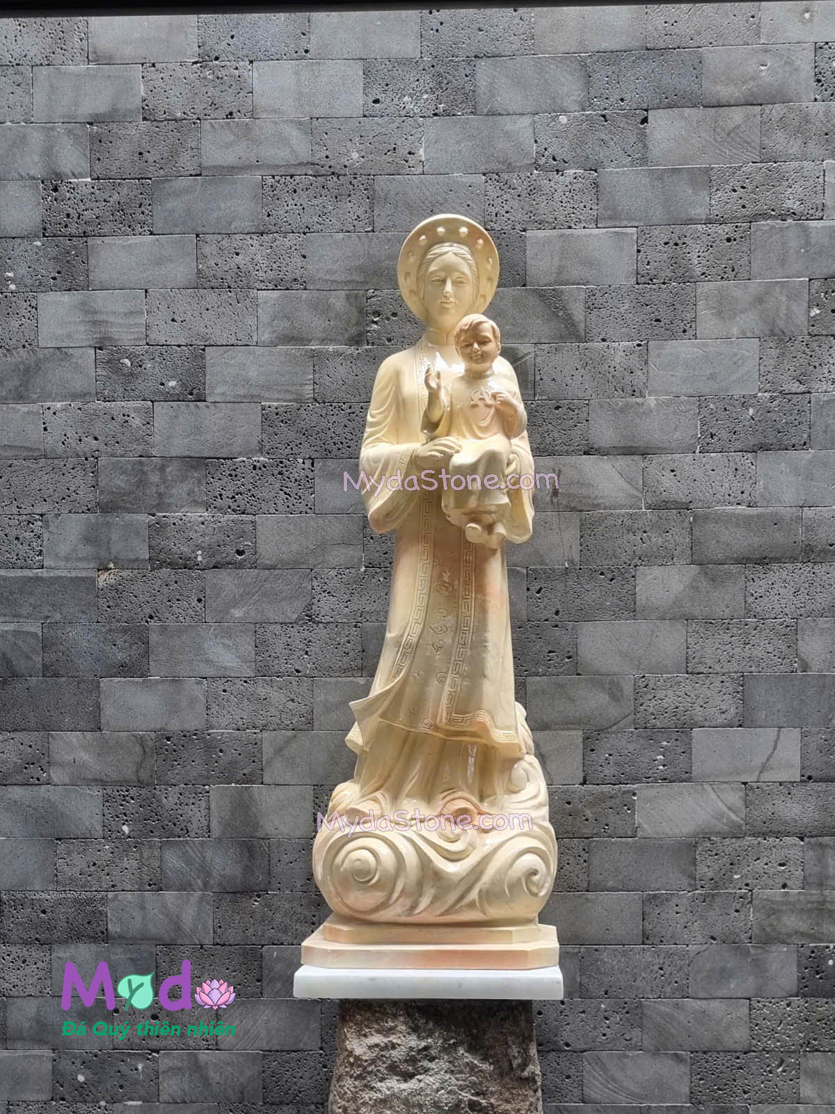 Tượng Đức Mẹ La Vang đá Cà Rốt Vàng