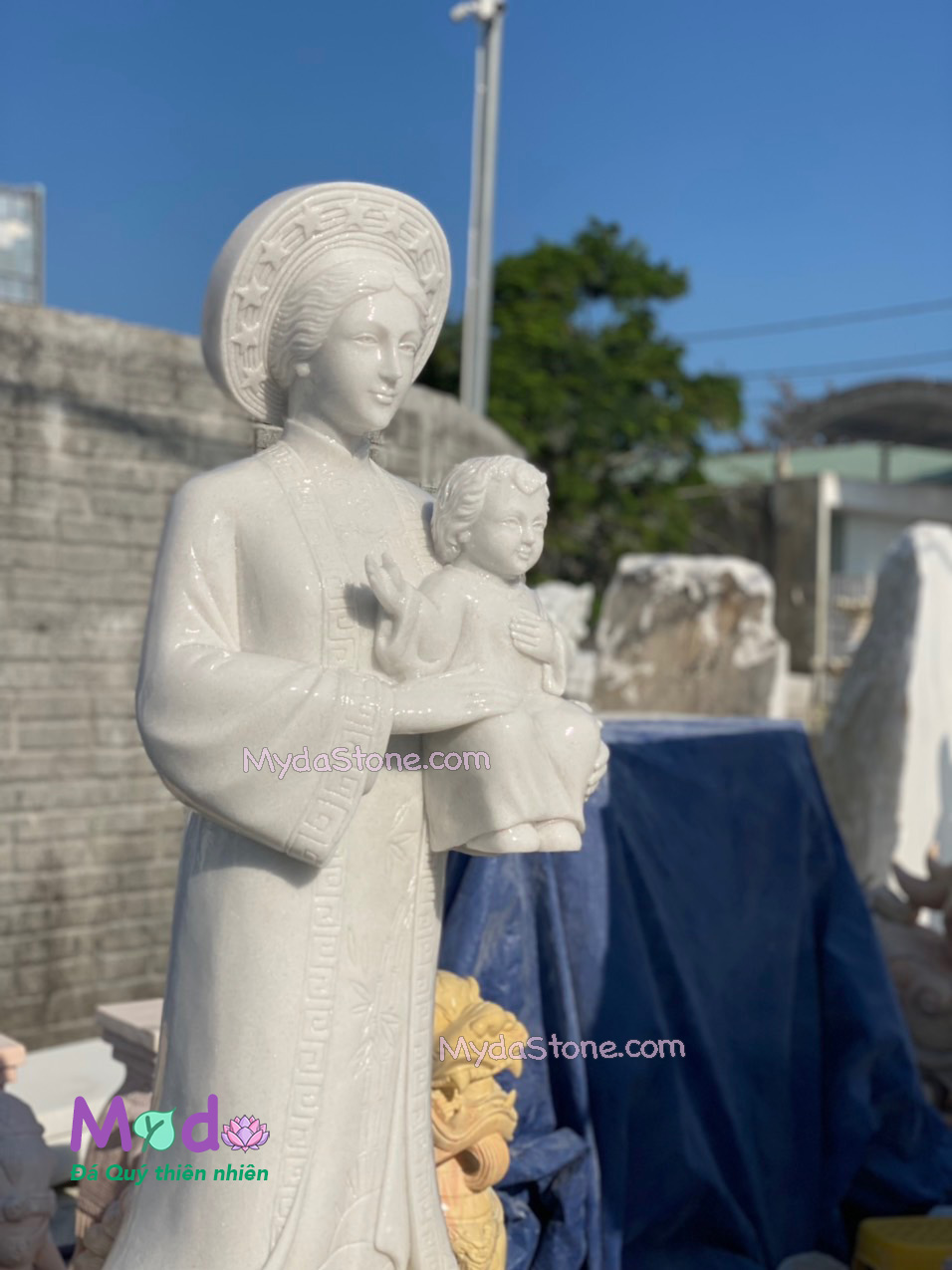 Tượng Đức Mẹ La Vang đá Cẩm Thạch Trắng