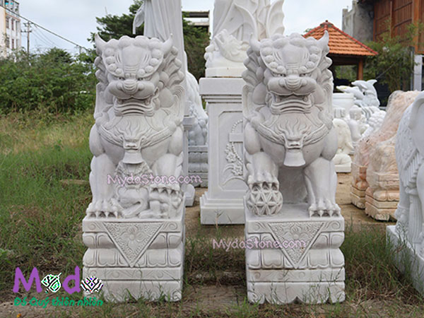 Tượng Kỳ Lân bằng đá Cẩm Thạch Trắng Xám