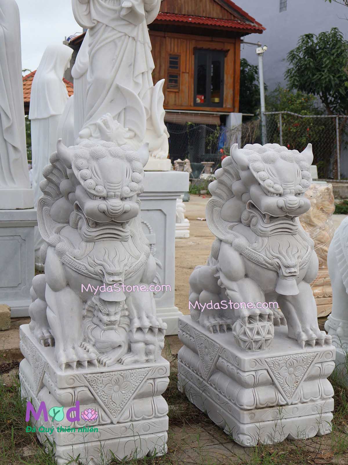 Tượng Kỳ Lân bằng đá Cẩm Thạch Trắng Xám