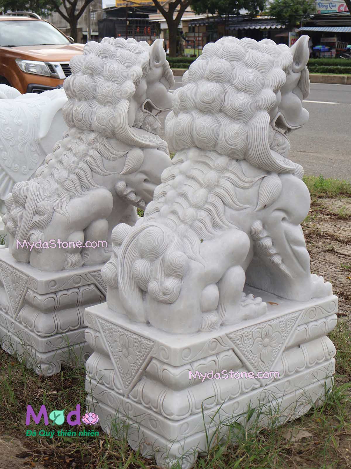 Tượng Kỳ Lân bằng đá Cẩm Thạch Trắng Xám