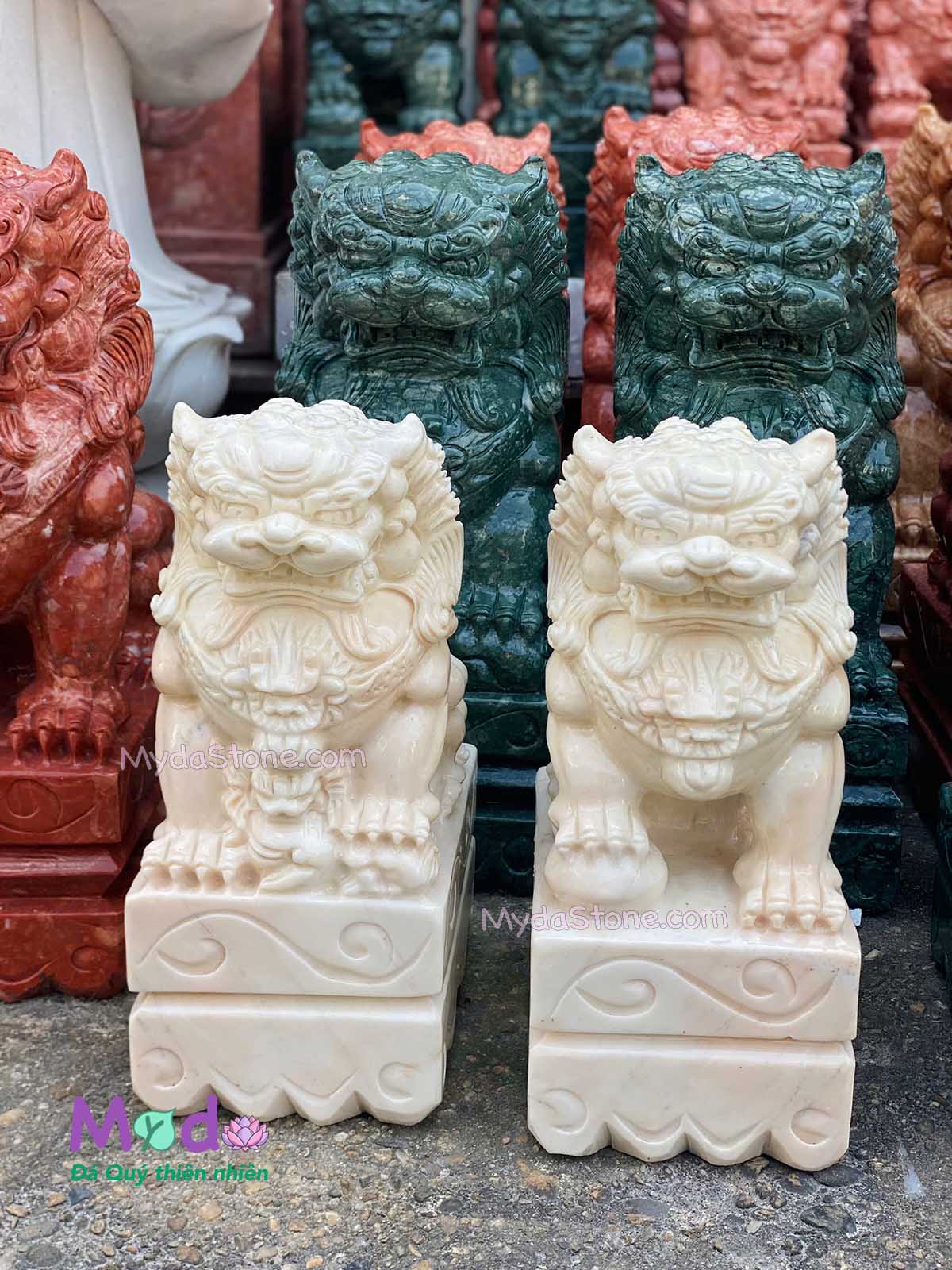 Tượng Kỳ Lân đá Cà Rốt Vàng