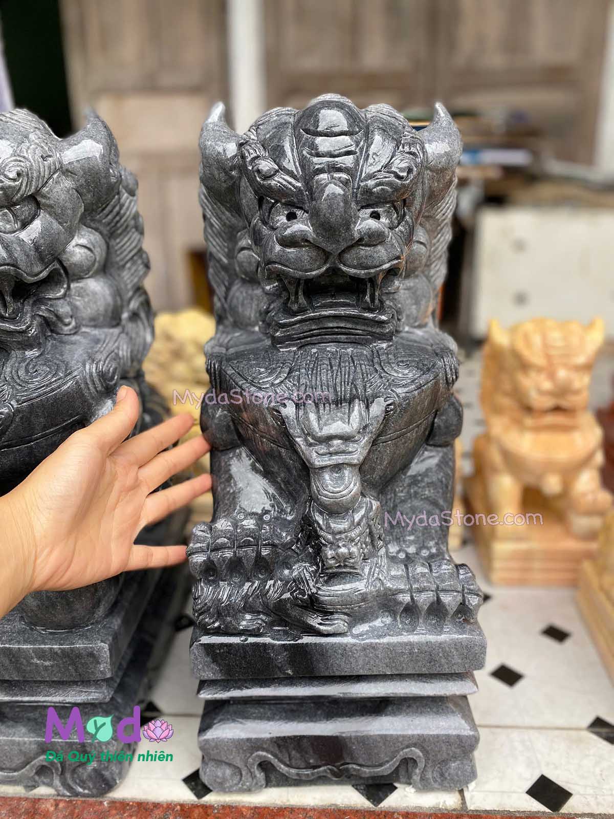 Tượng Kỳ Lân đá Cẩm Thạch Đen