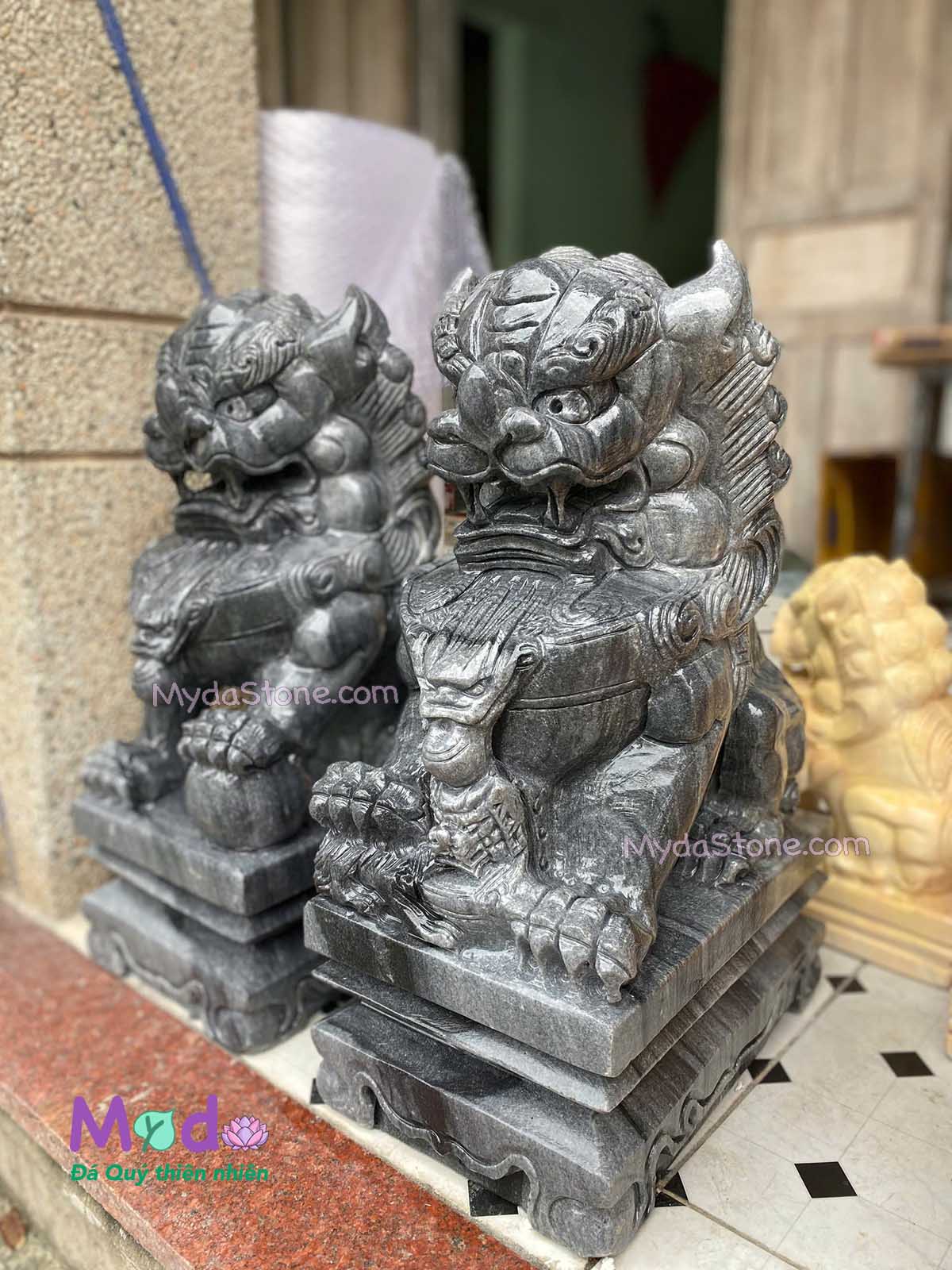 Tượng Kỳ Lân đá Cẩm Thạch Đen