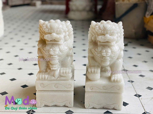 Tượng Kỳ Lân để Lăng Mộ đá Cẩm Thạch Trắng