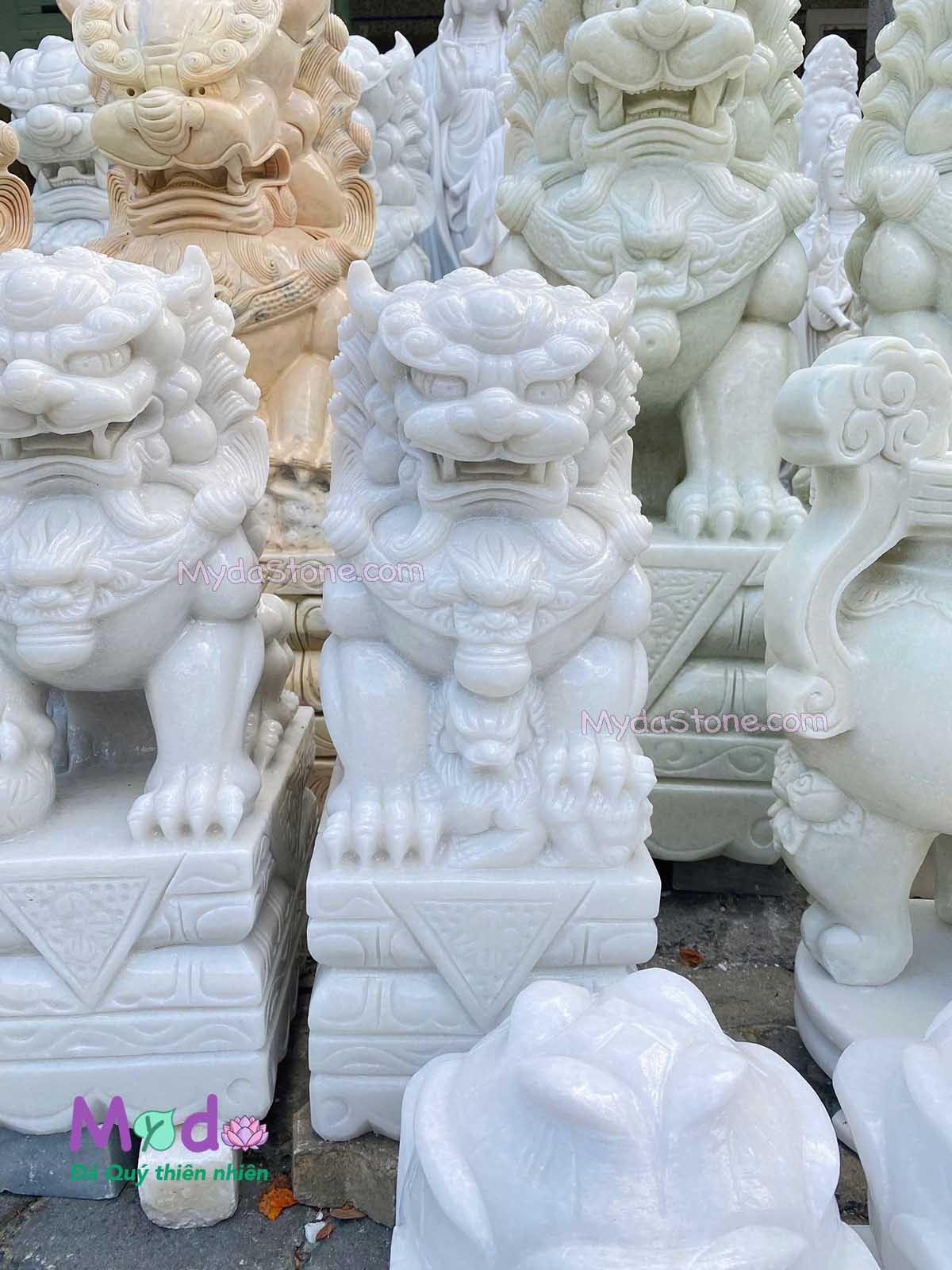 Tượng Kỳ Lân đá Cẩm Thạch Trắng