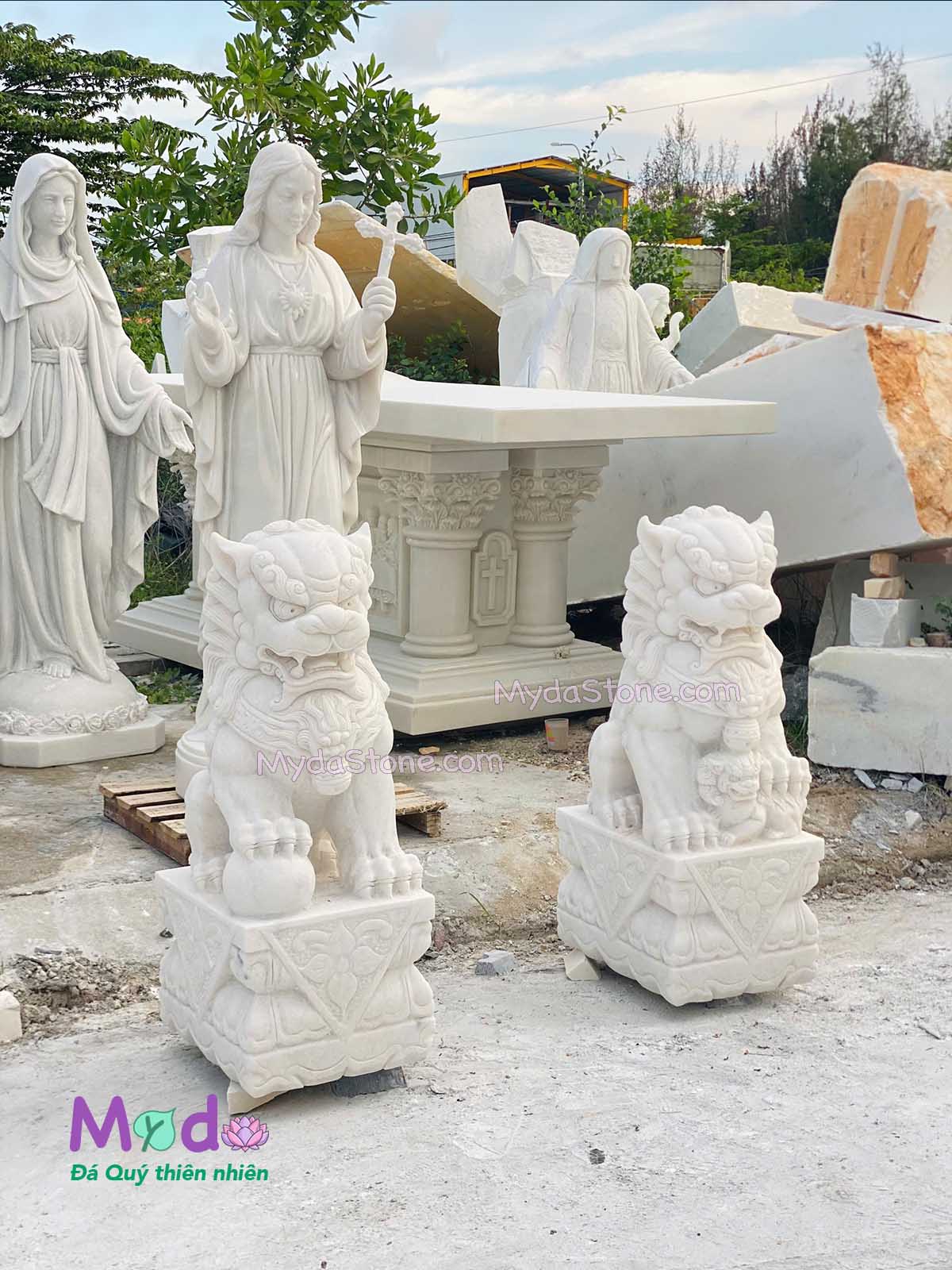 Tượng Kỳ Lân đá Cẩm Thạch Trắng