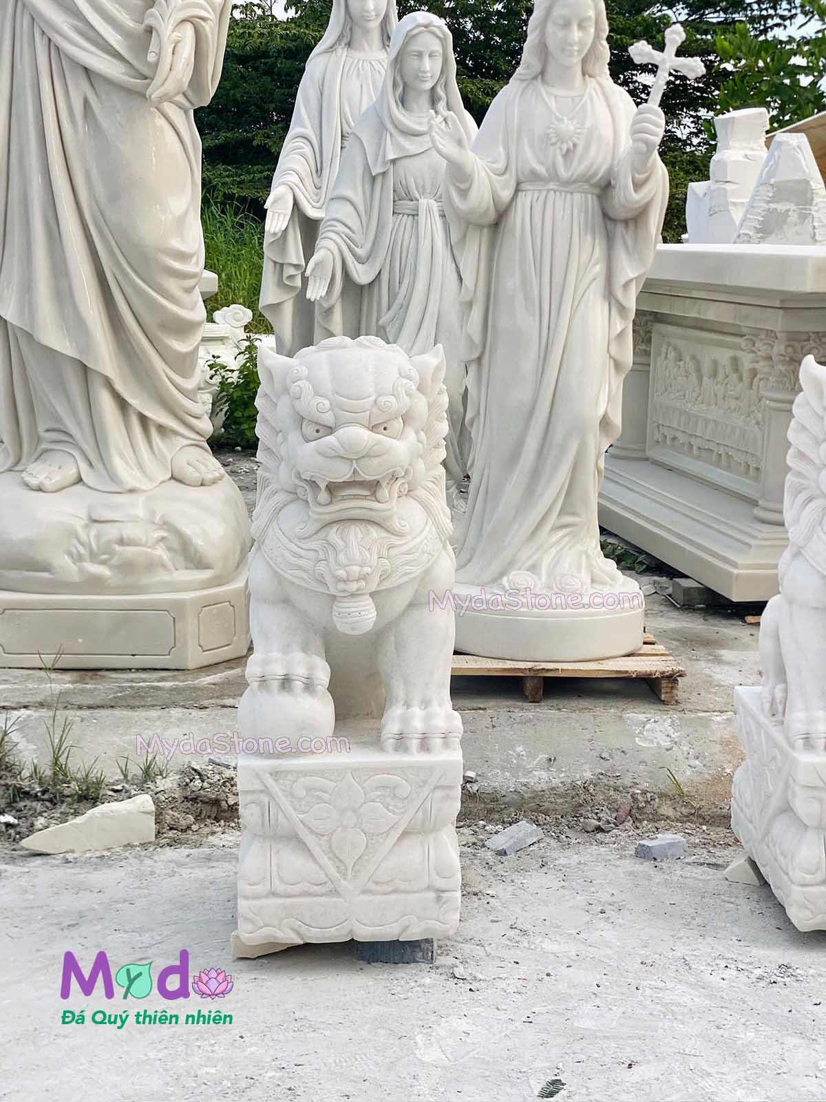 Tượng Kỳ Lân đá Cẩm Thạch Trắng