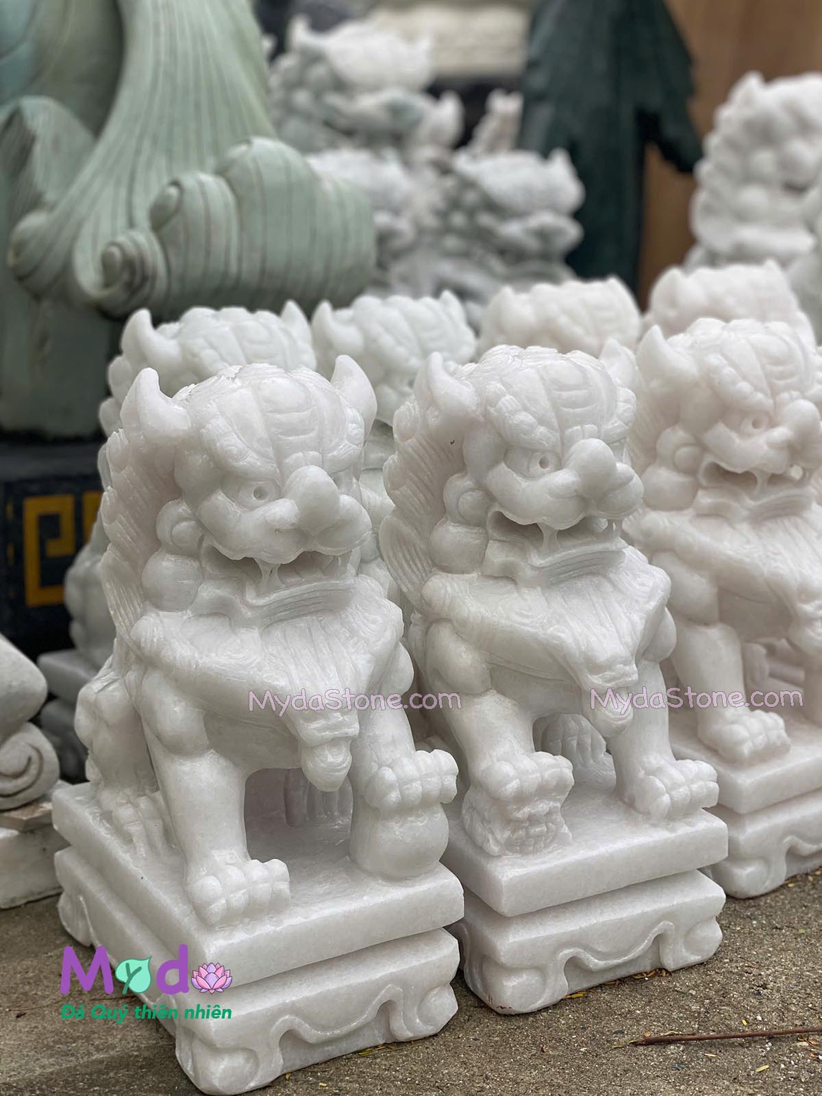 Tượng Kỳ Lân đá Cẩm Thạch Trắng