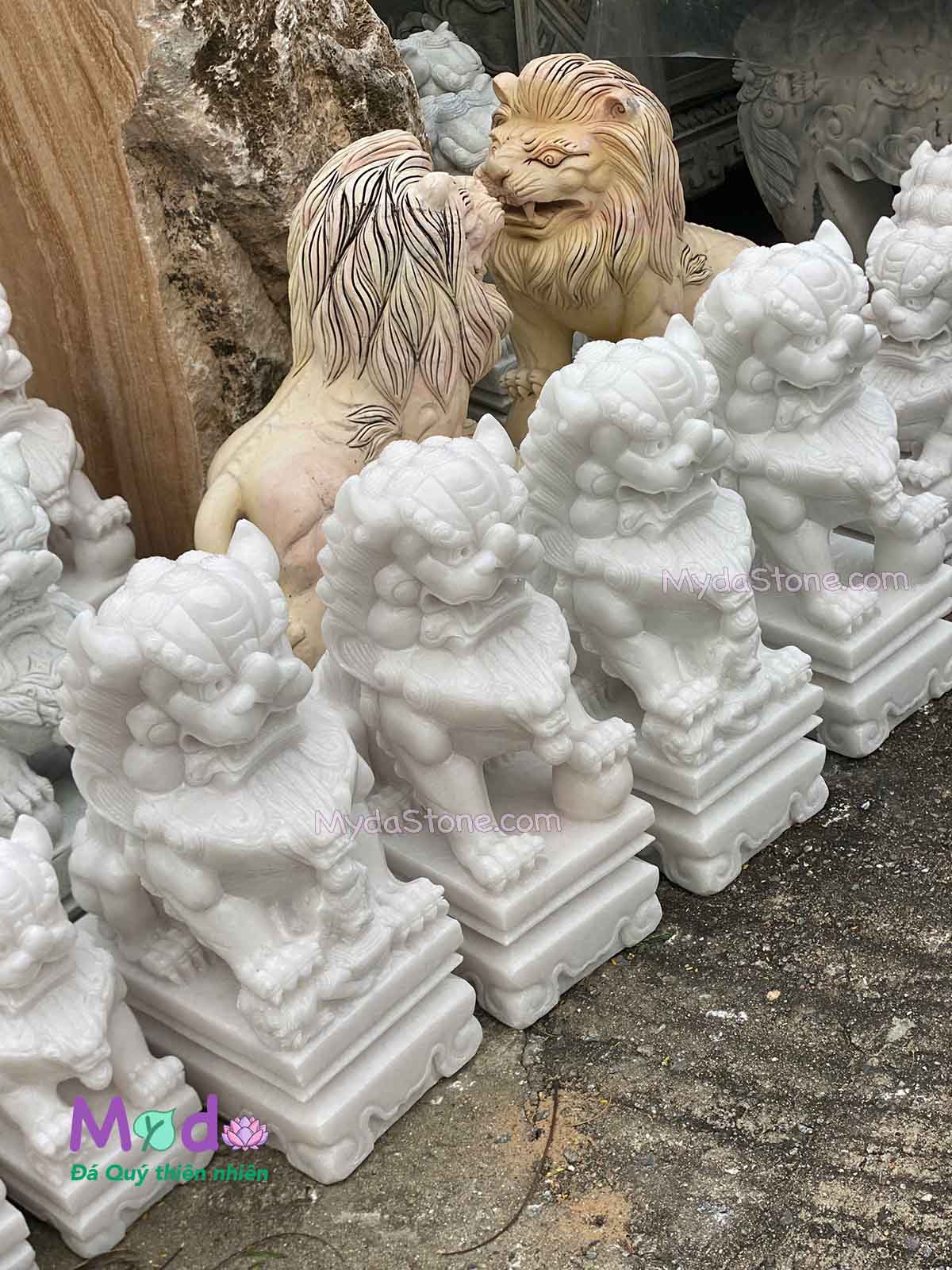 Tượng Kỳ Lân đá Cẩm Thạch Trắng