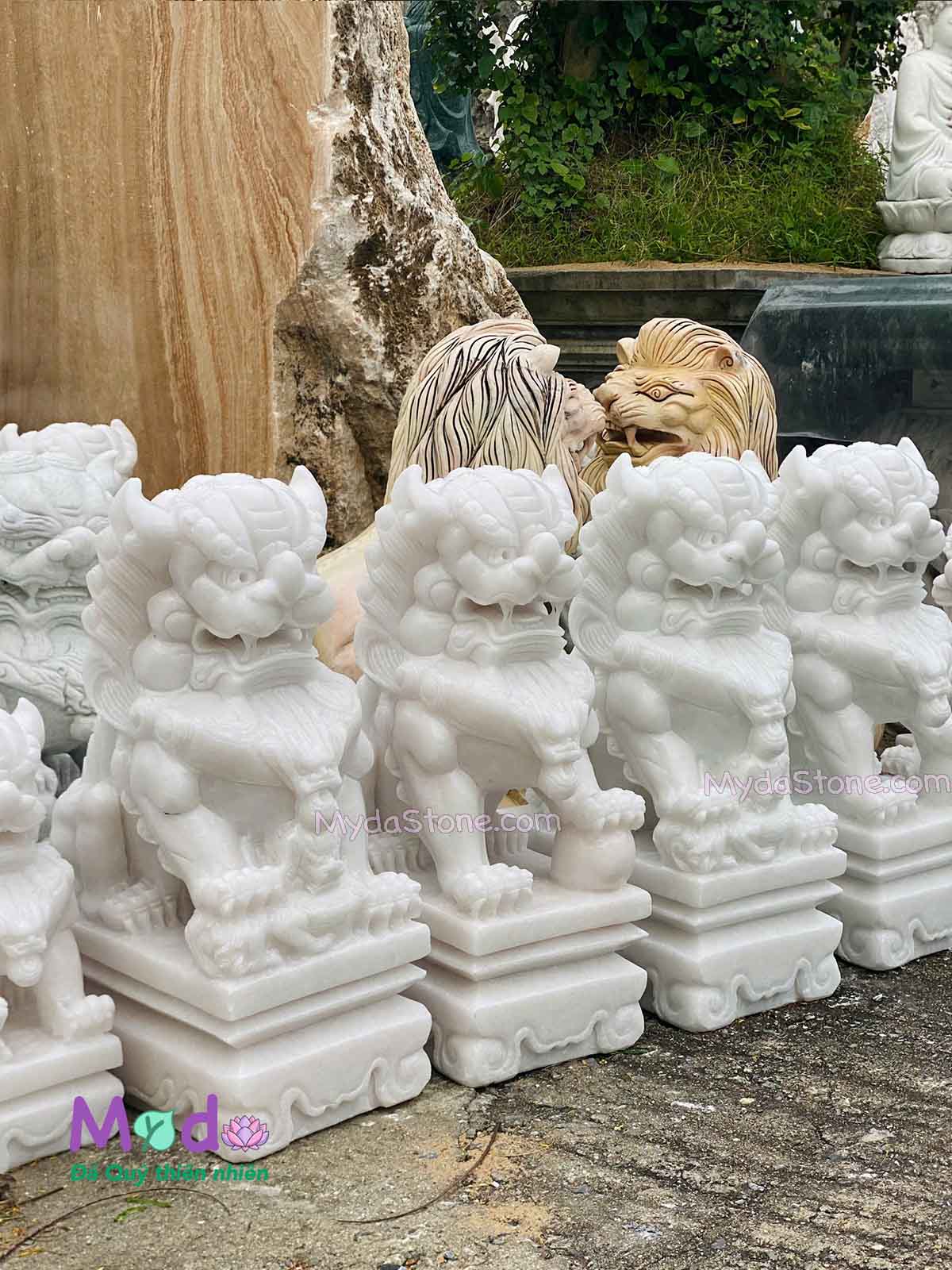 Tượng Kỳ Lân đá Cẩm Thạch Trắng